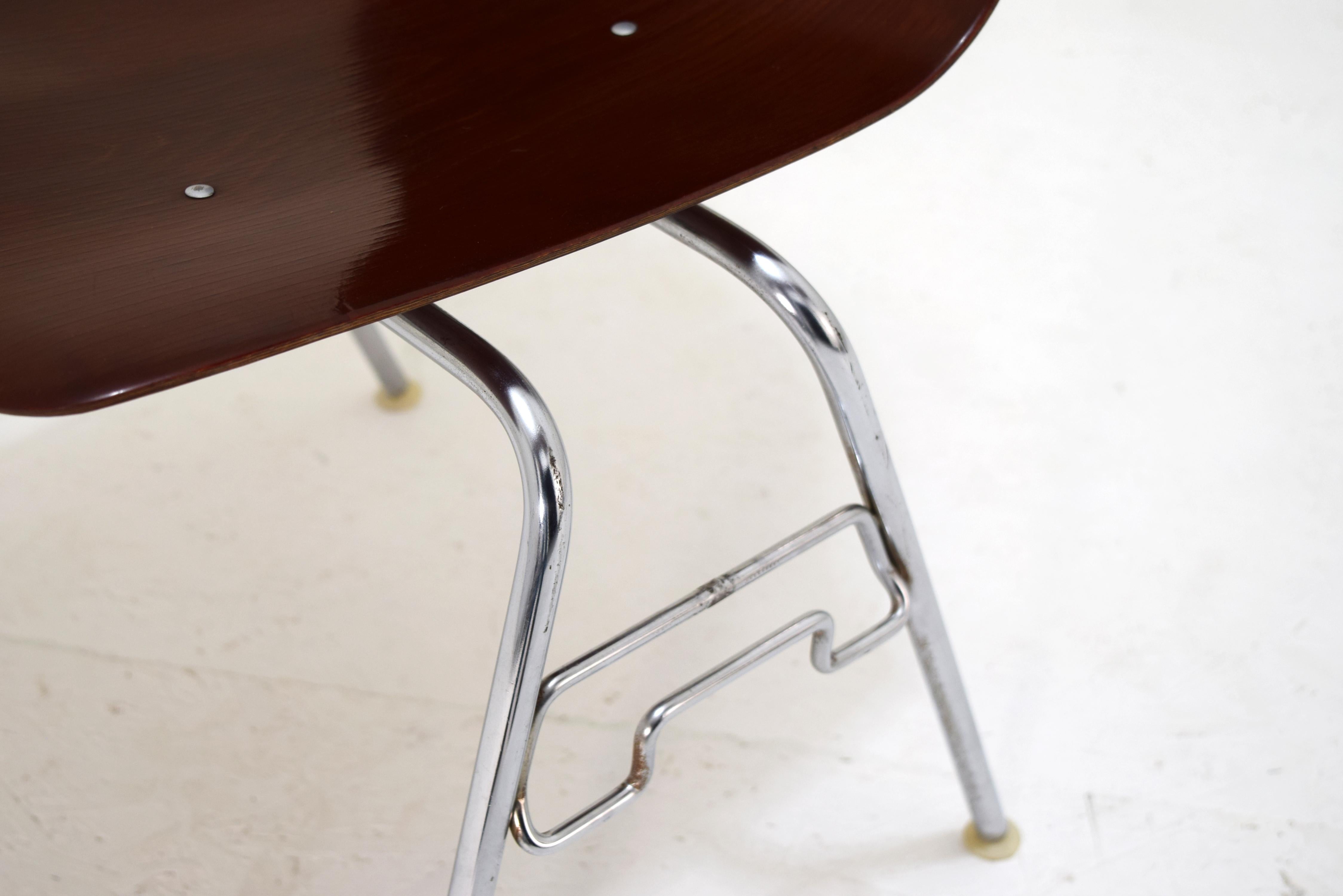 Set of 6 Available Pagholz Rosewood Tandem Stacking Chairs 1