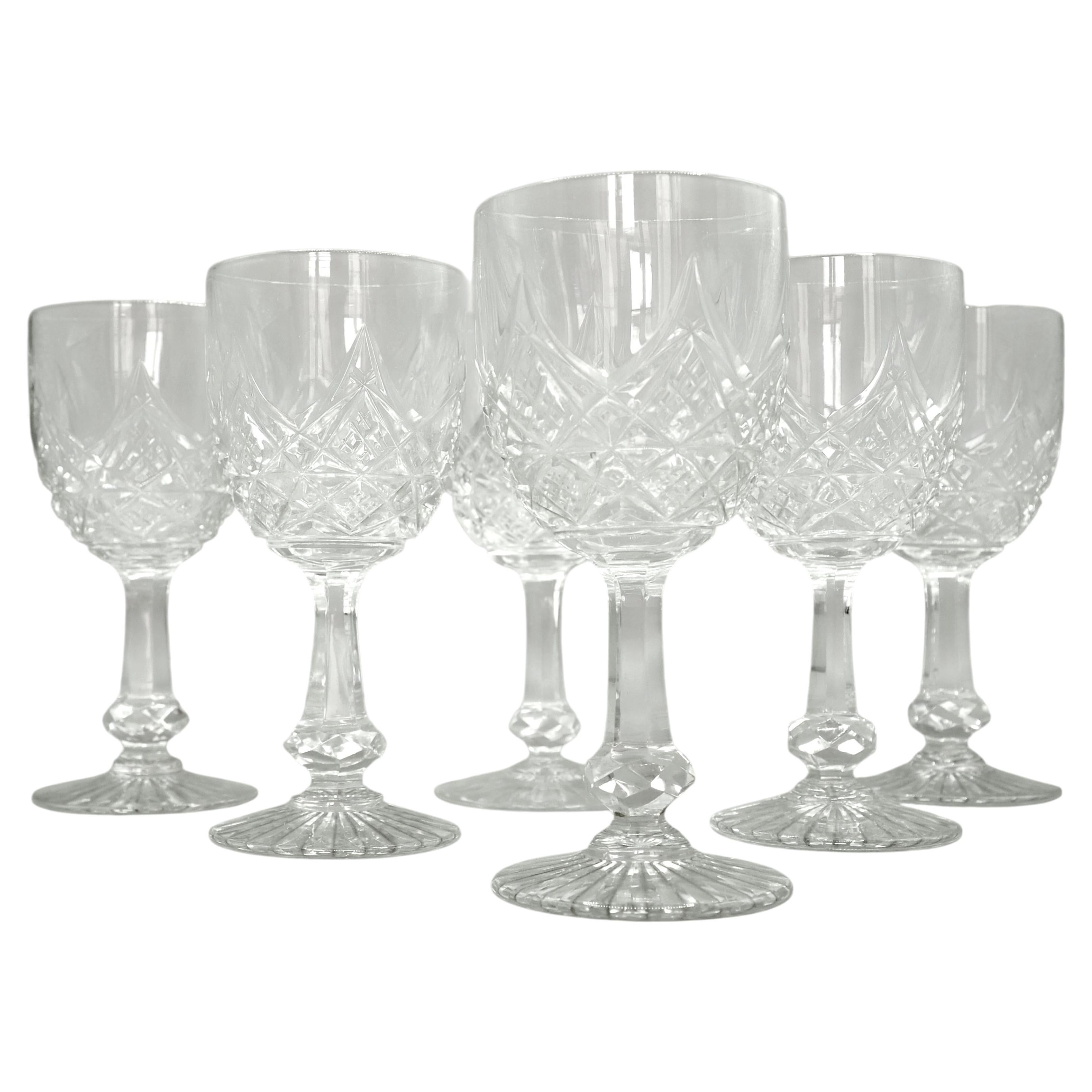 Set of 6 Baccarat aperitif crystal glasses - Colbert pattern For Sale