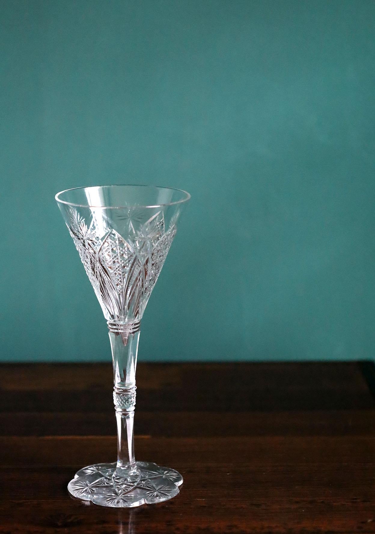 Art Nouveau Set of 6 Baccarat Hand Blown Elbeuf Cut Crystal Liquor Glasses For Sale