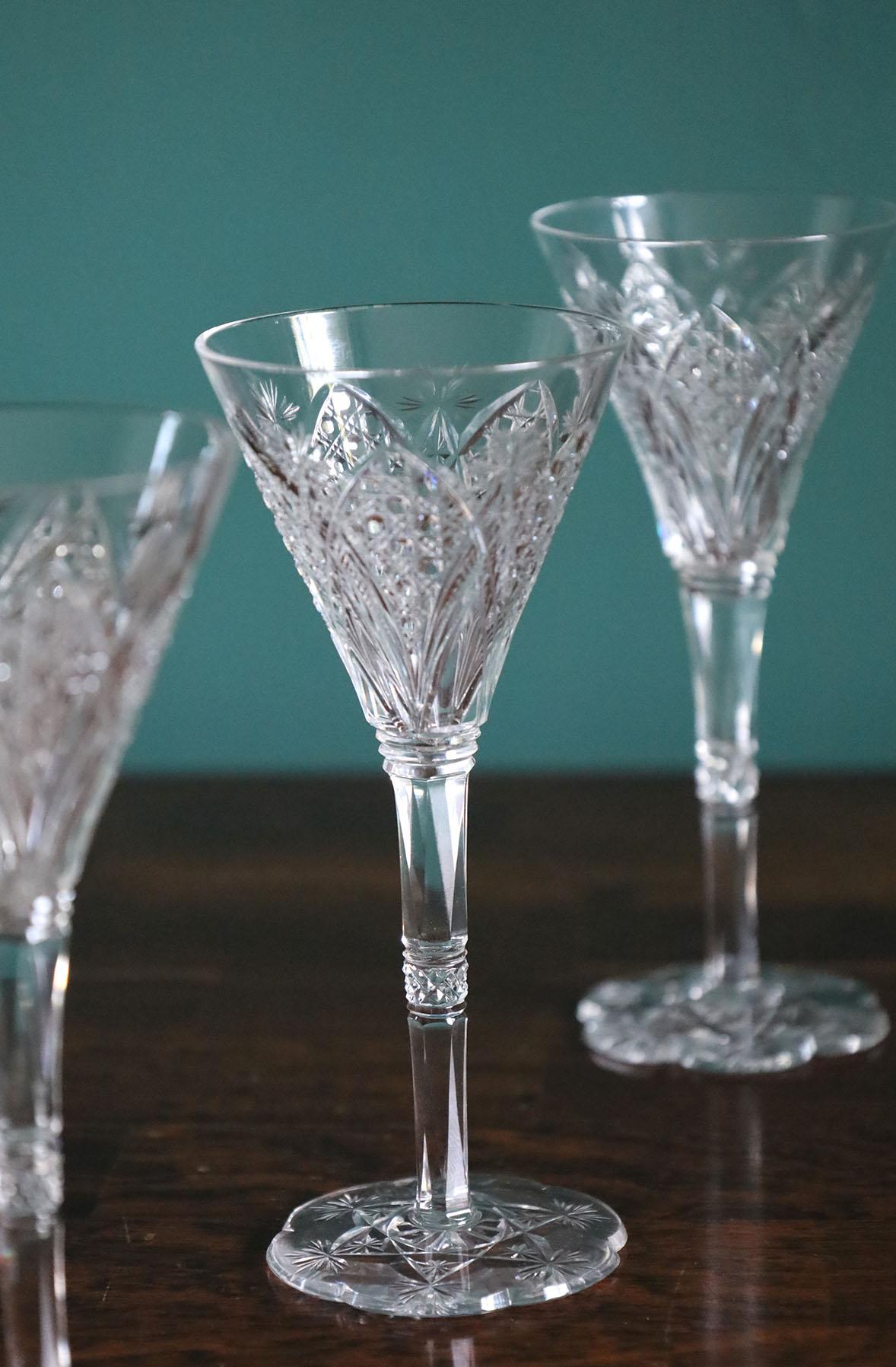 Mid-20th Century Set of 6 Baccarat Hand Blown Elbeuf Cut Crystal Liquor Glasses For Sale