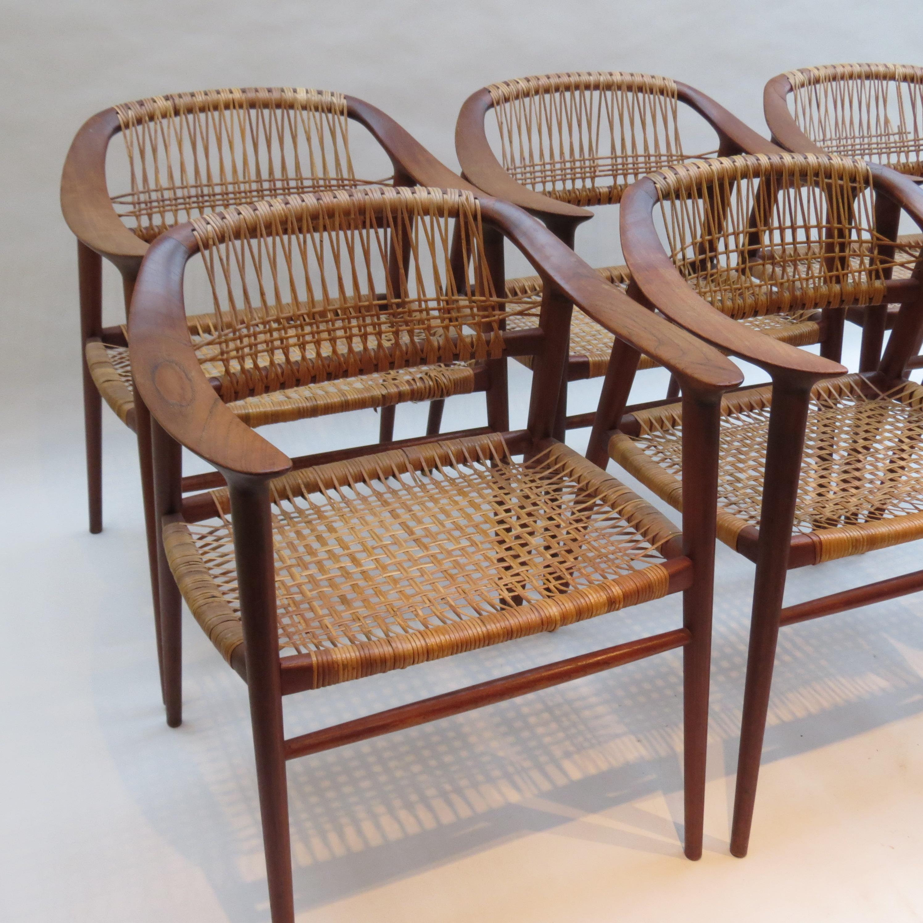 Mid-20th Century Set of 6 Bambi Dining Chairs by Rolf Rastad and Adolf Relling Norway