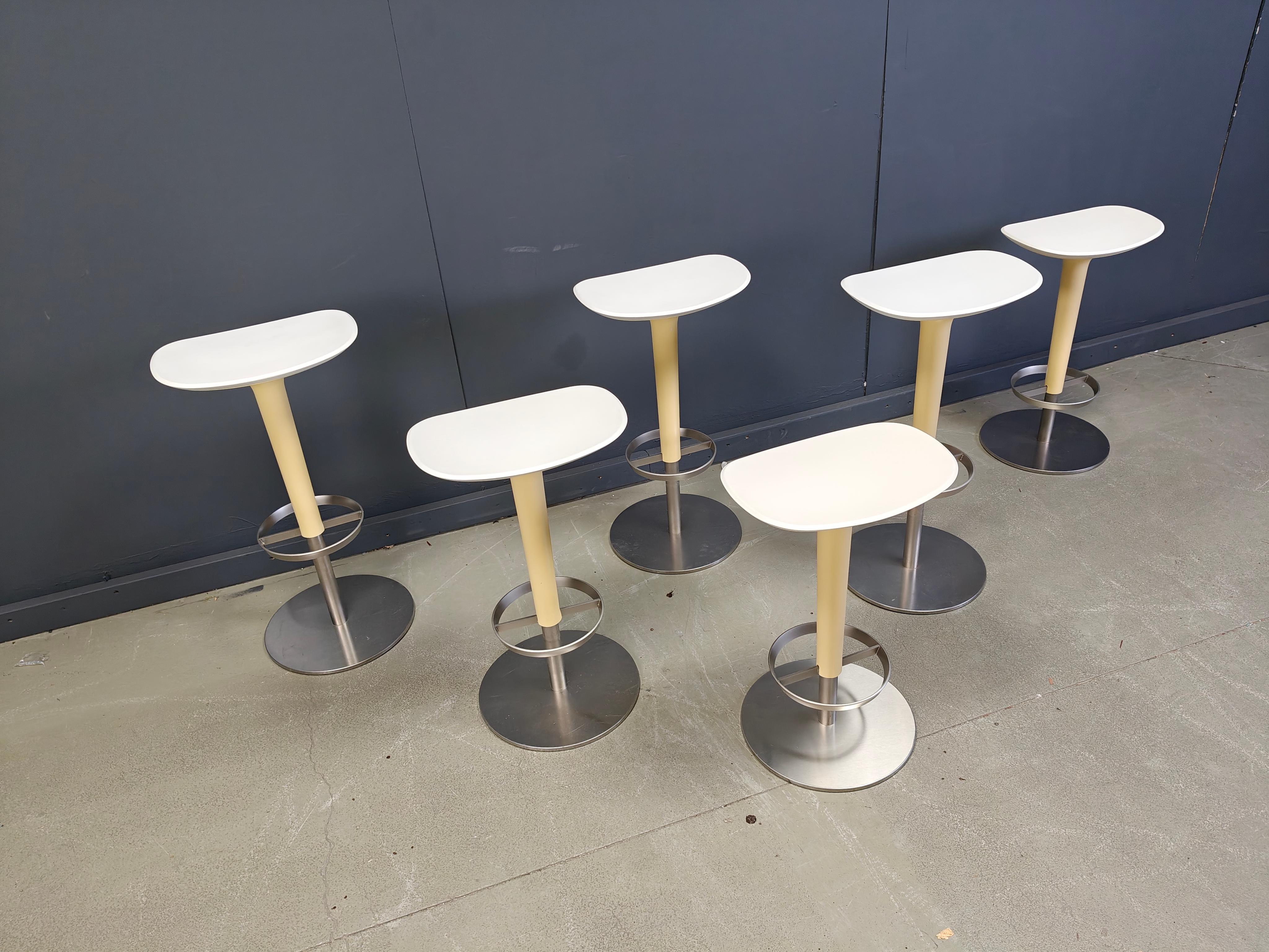 Set of 6 bar stools by Arper, 1990s For Sale 2