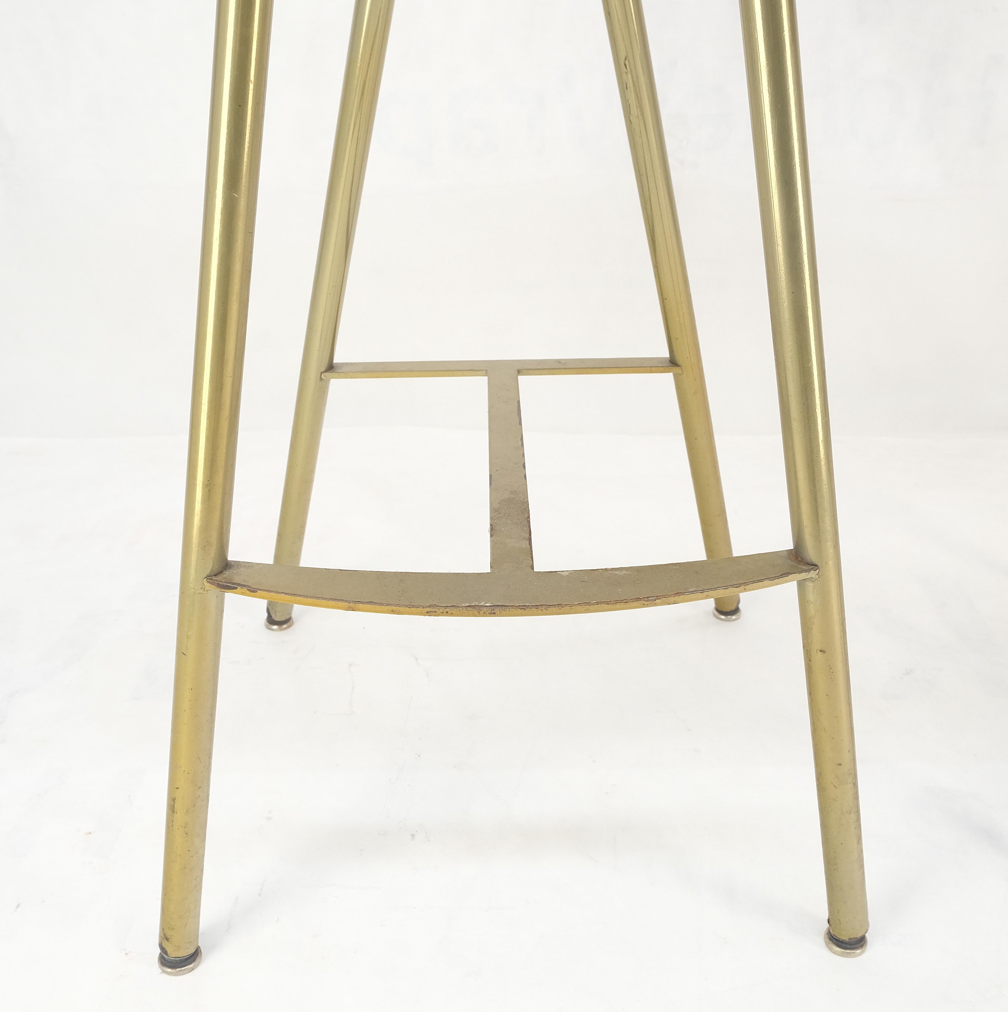 Set di 6 sgabelli da bar con schienale a botte del Mid Century Modern Bar Stools così com'è Tappezzeria in vendita 4