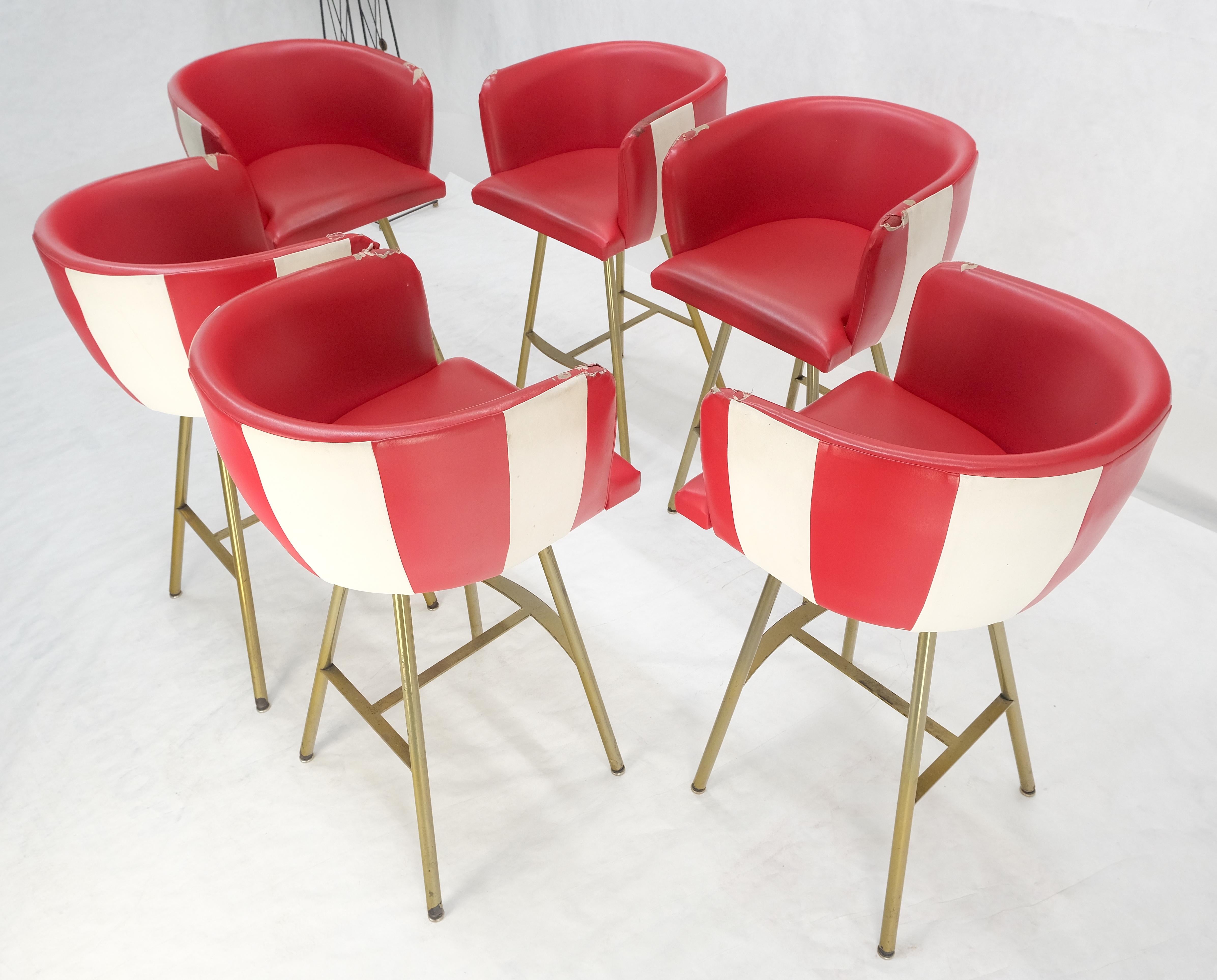 Americano Set di 6 sgabelli da bar con schienale a botte del Mid Century Modern Bar Stools così com'è Tappezzeria in vendita