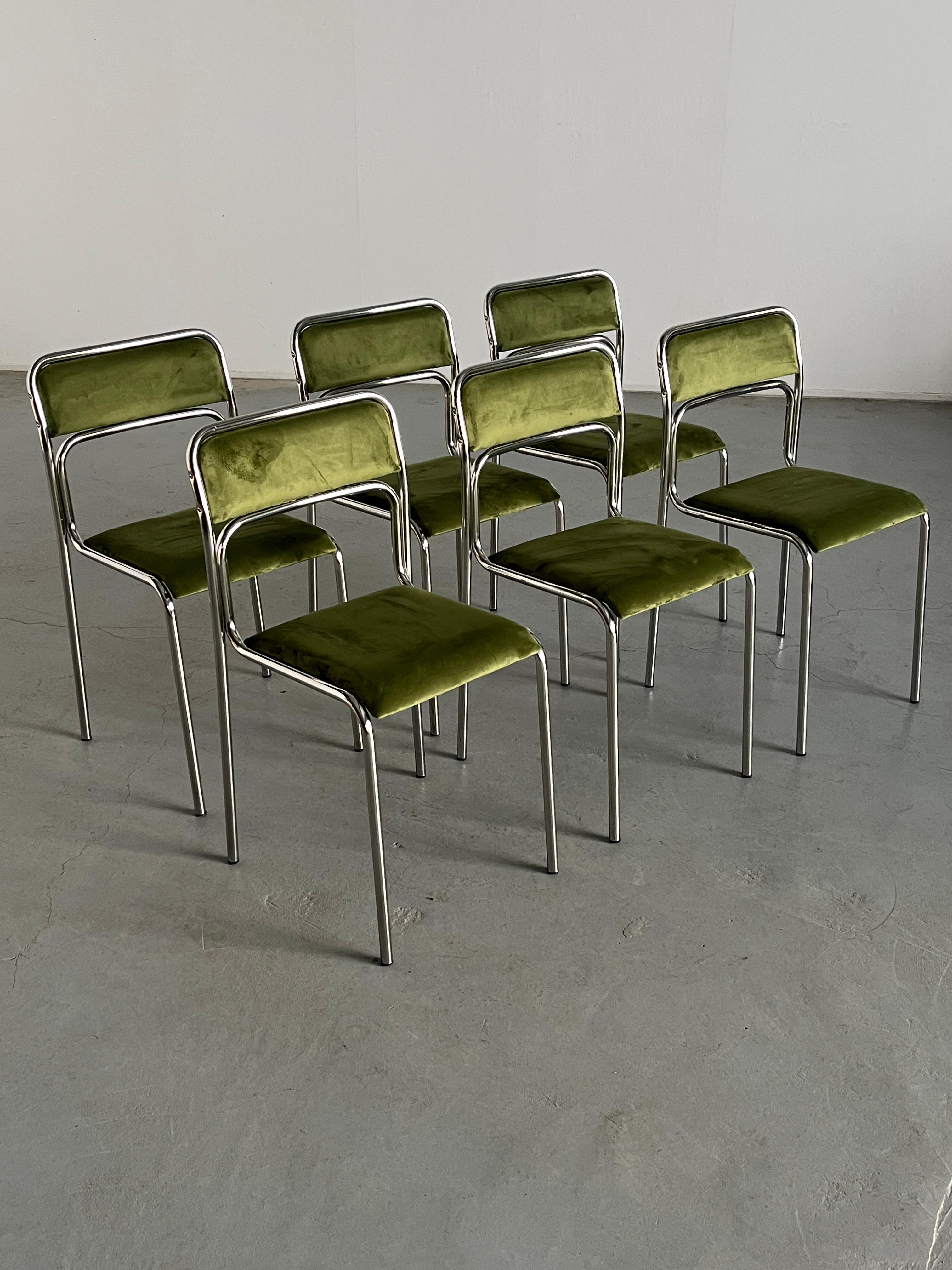 Set von 6 Bauhaus-Chromrohrstahl-Röhren, Bauhaus  Italienische Esstischstühle aus grünem Samt im Zustand „Gut“ in Zagreb, HR