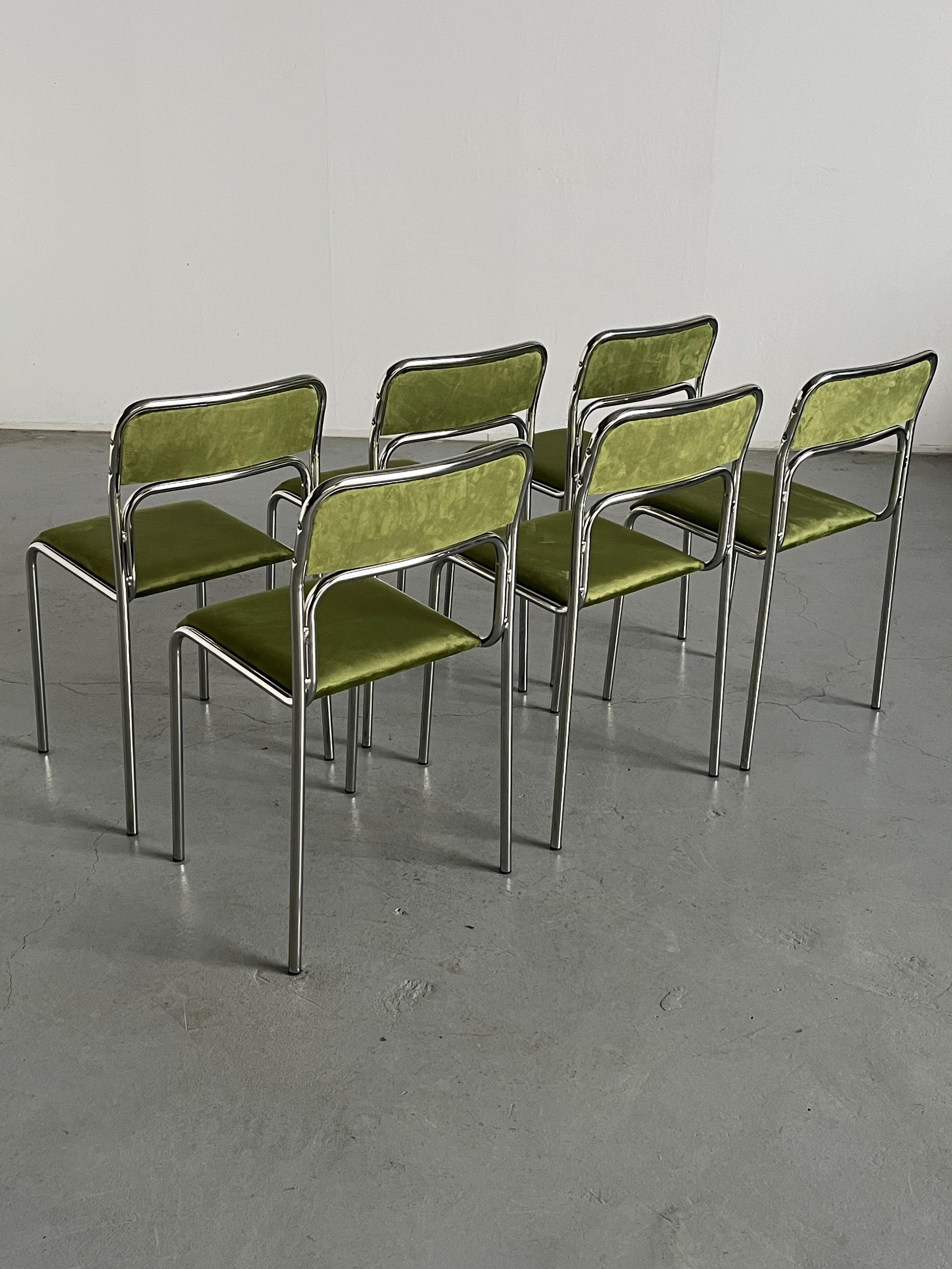 Set von 6 Bauhaus-Chromrohrstahl-Röhren, Bauhaus  Italienische Esstischstühle aus grünem Samt (Ende des 20. Jahrhunderts)