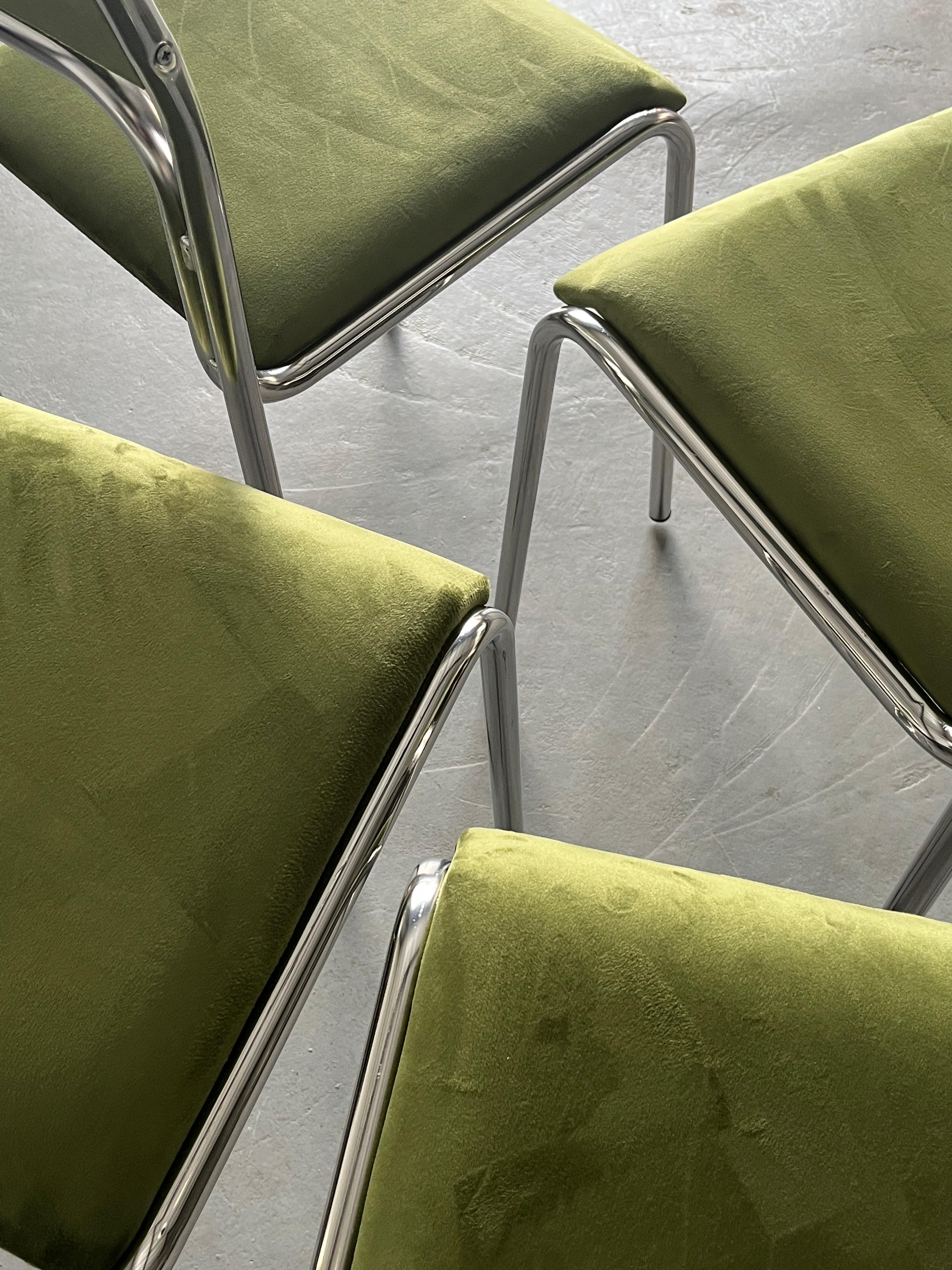Set von 6 Bauhaus-Chromrohrstahl-Röhren, Bauhaus  Italienische Esstischstühle aus grünem Samt 4