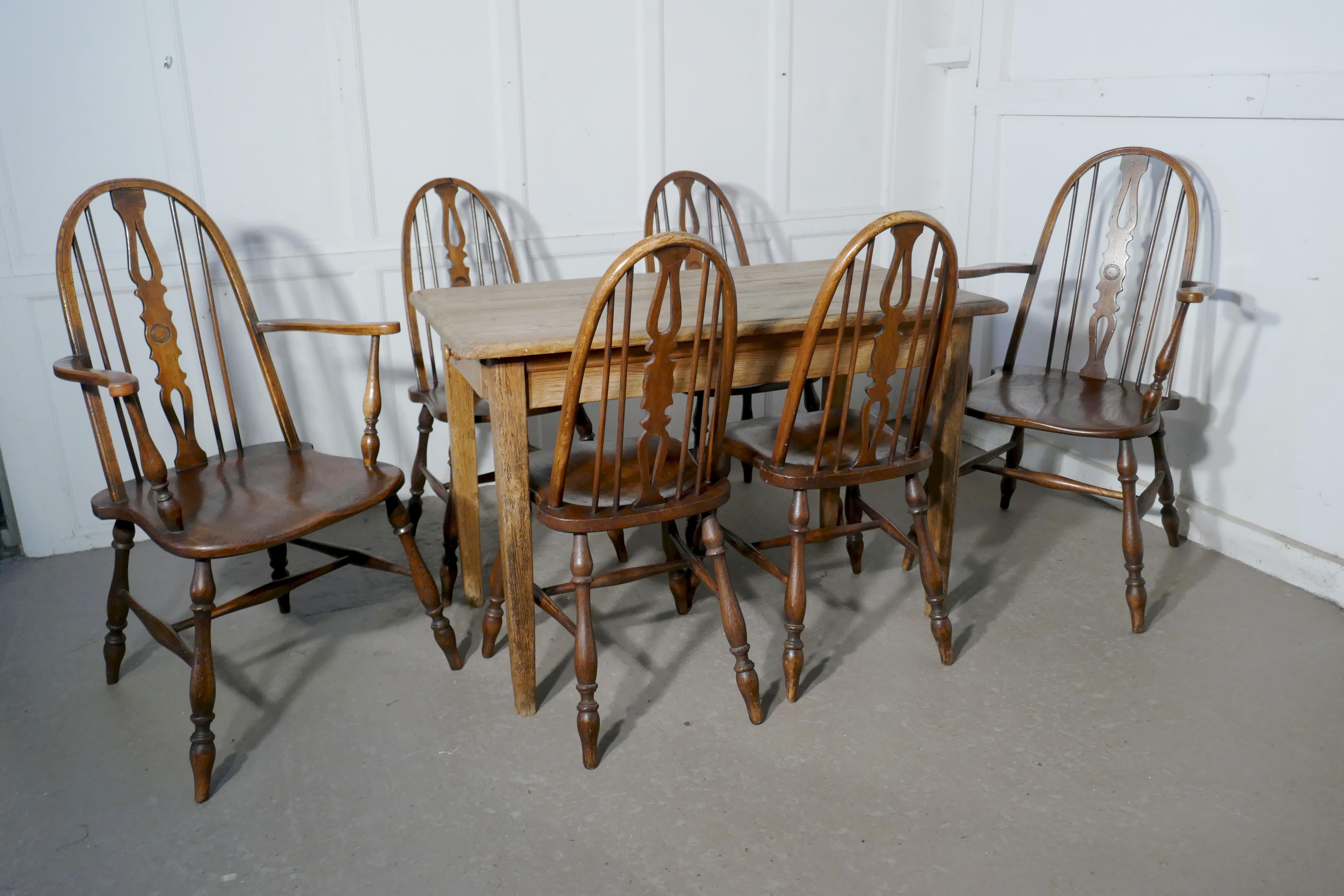 Set of 6 Beech and Elm Arts & Crafts High Back English Windsor Chairs 5