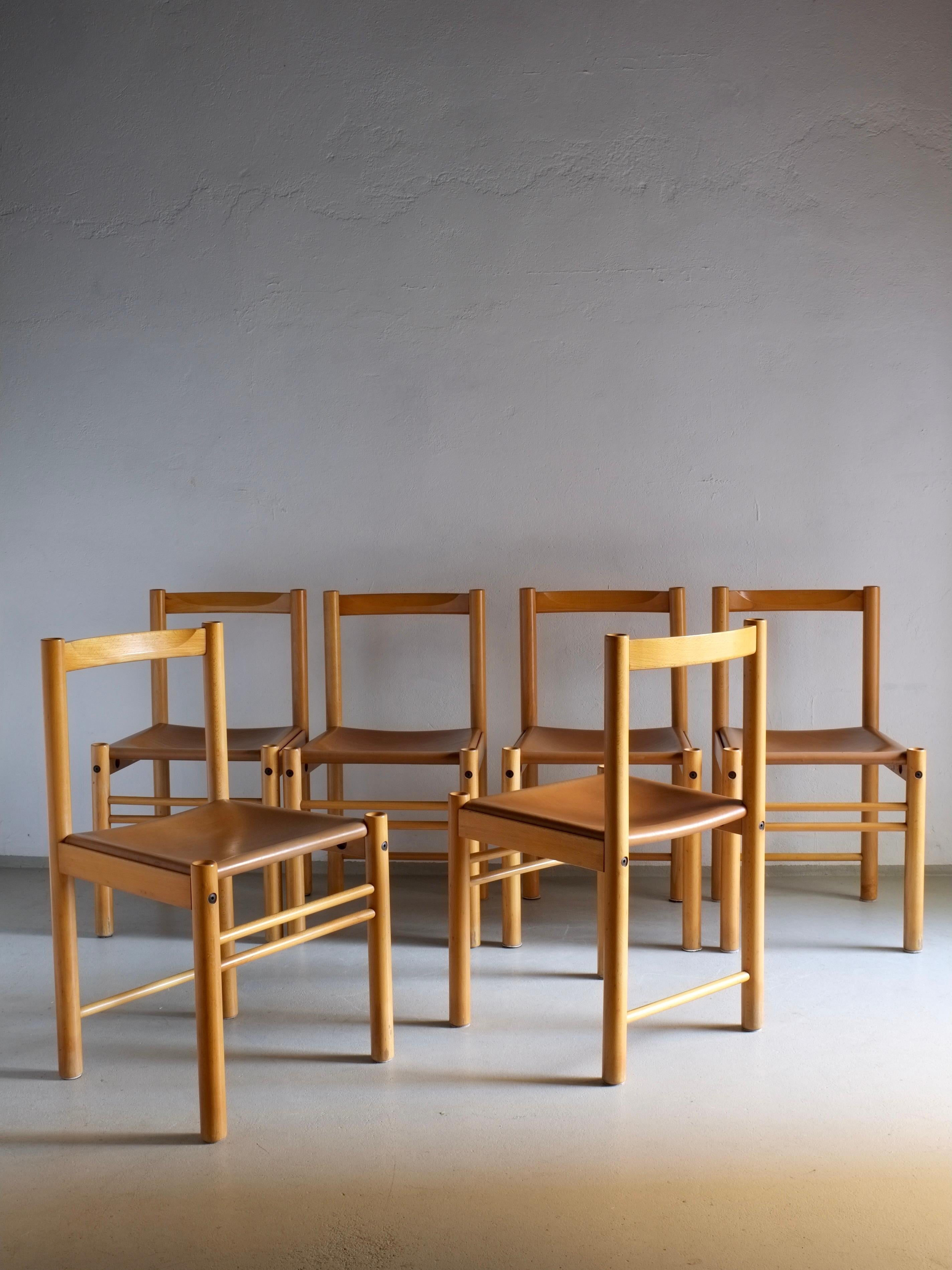 Ensemble de 6 chaises en bois de hêtre et cuir cognac d'Ibisco, Italie, années 1960 en vente 2