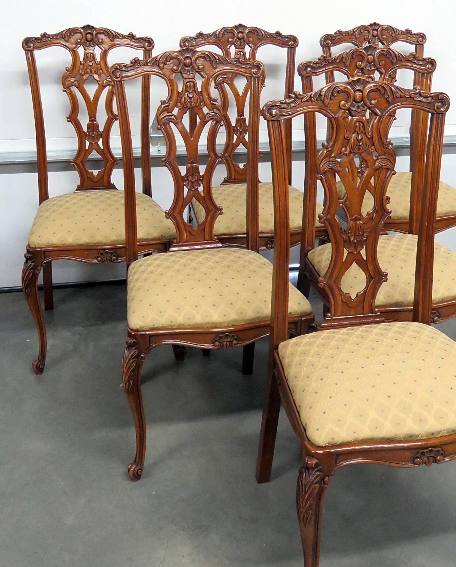 Set of six carved Belgian oak Victorian dining side chairs. Measures: 20.5