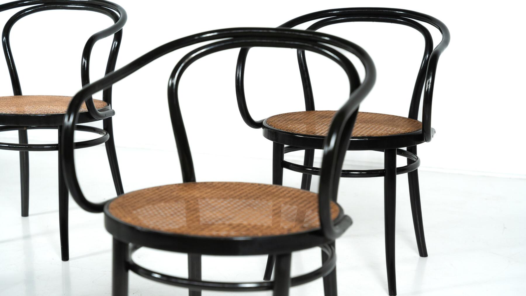 Ensemble de 6 chaises en bois courbé de Thonet, Autriche, années 1920 en vente 4