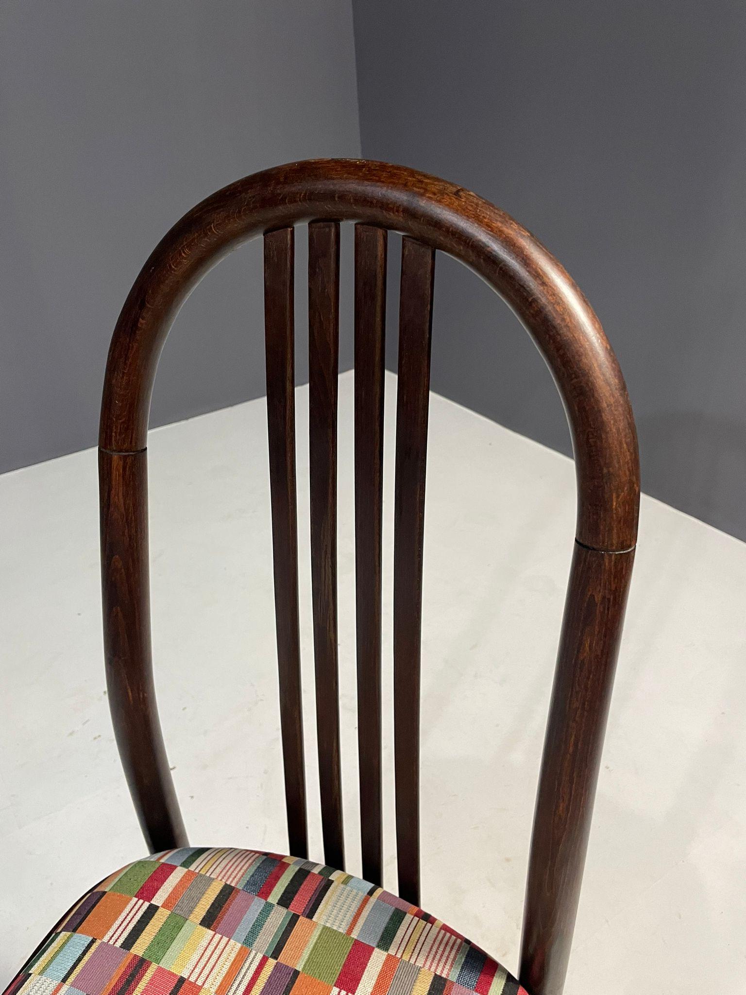 Set di 6 sedie da pranzo in legno curvato nello stile di Josef Hoffmann, anni '70 in vendita 9