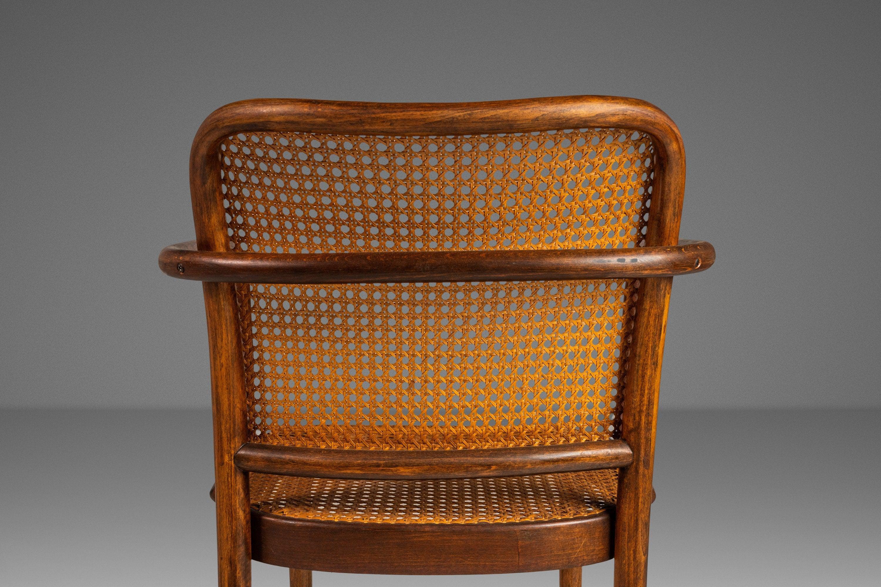 Mid-Century Modern Set of (6) Bentwood Prague Model 811 Dining Chairs by Josef Frank Josef Hoffmann