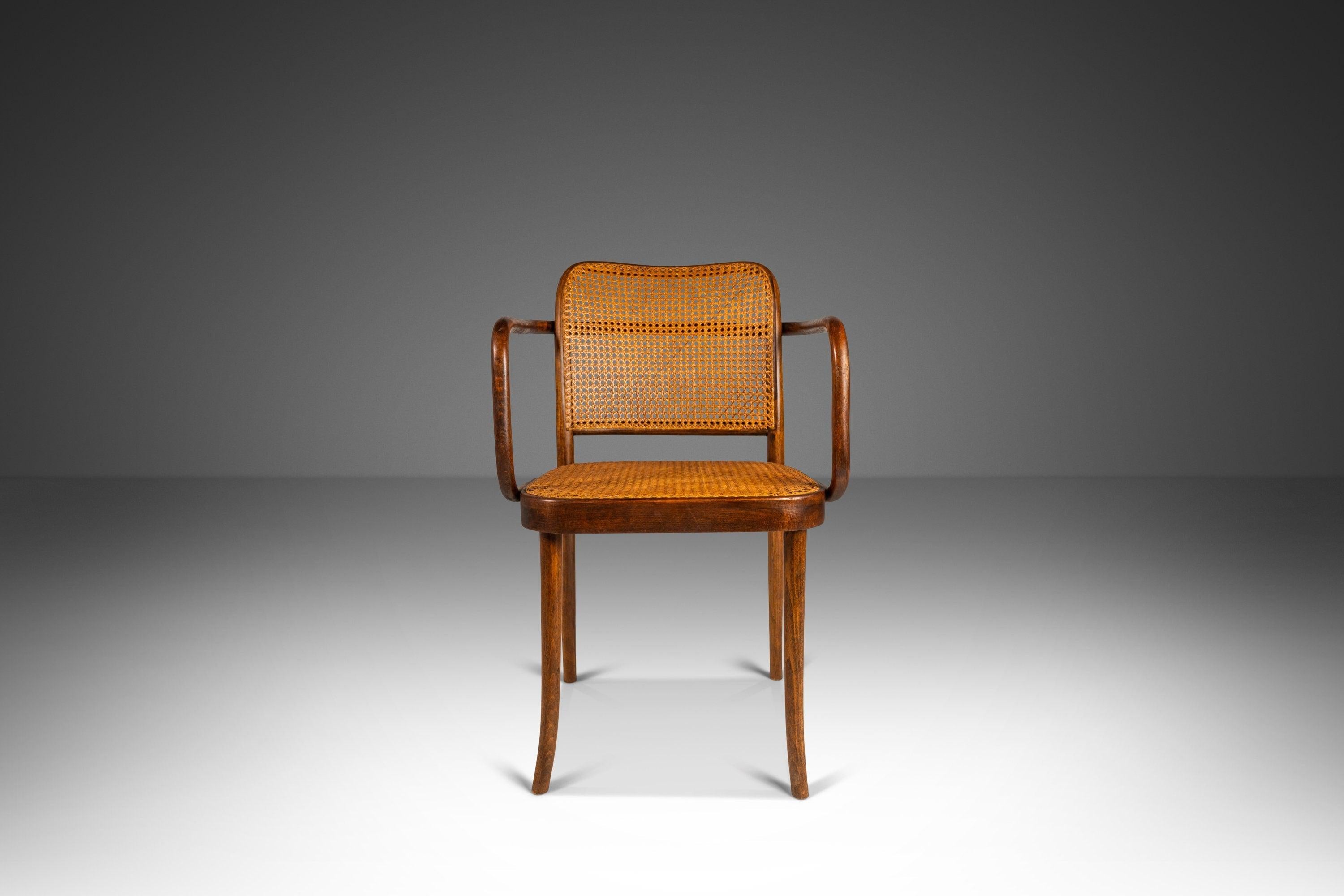 Mid-20th Century Set of (6) Bentwood Prague Model 811 Dining Chairs by Josef Frank Josef Hoffmann