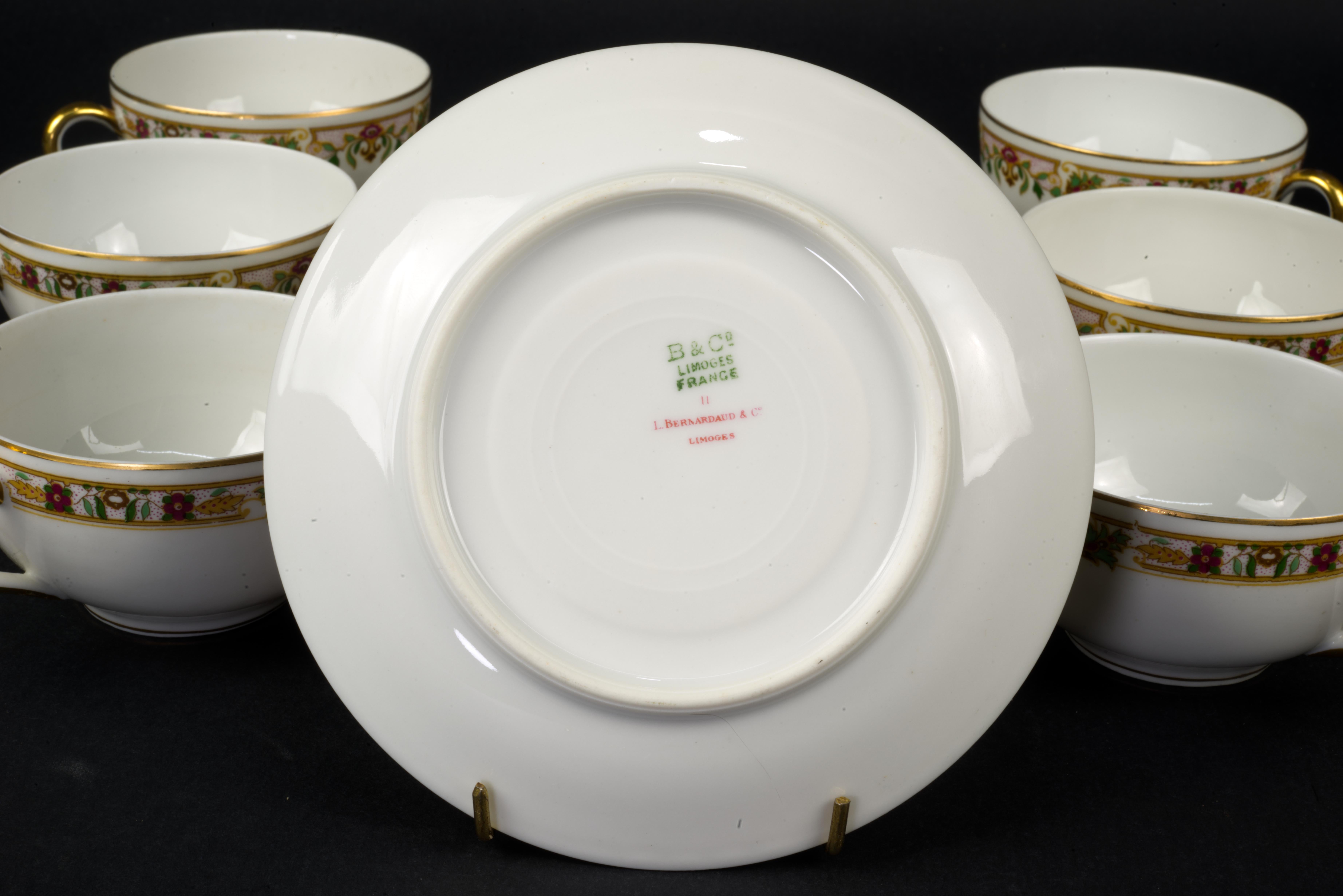 Juego de 6 tazas y platillos Bernardaud Limoges Art Déco Francia 1900-1929 siglo XX en venta