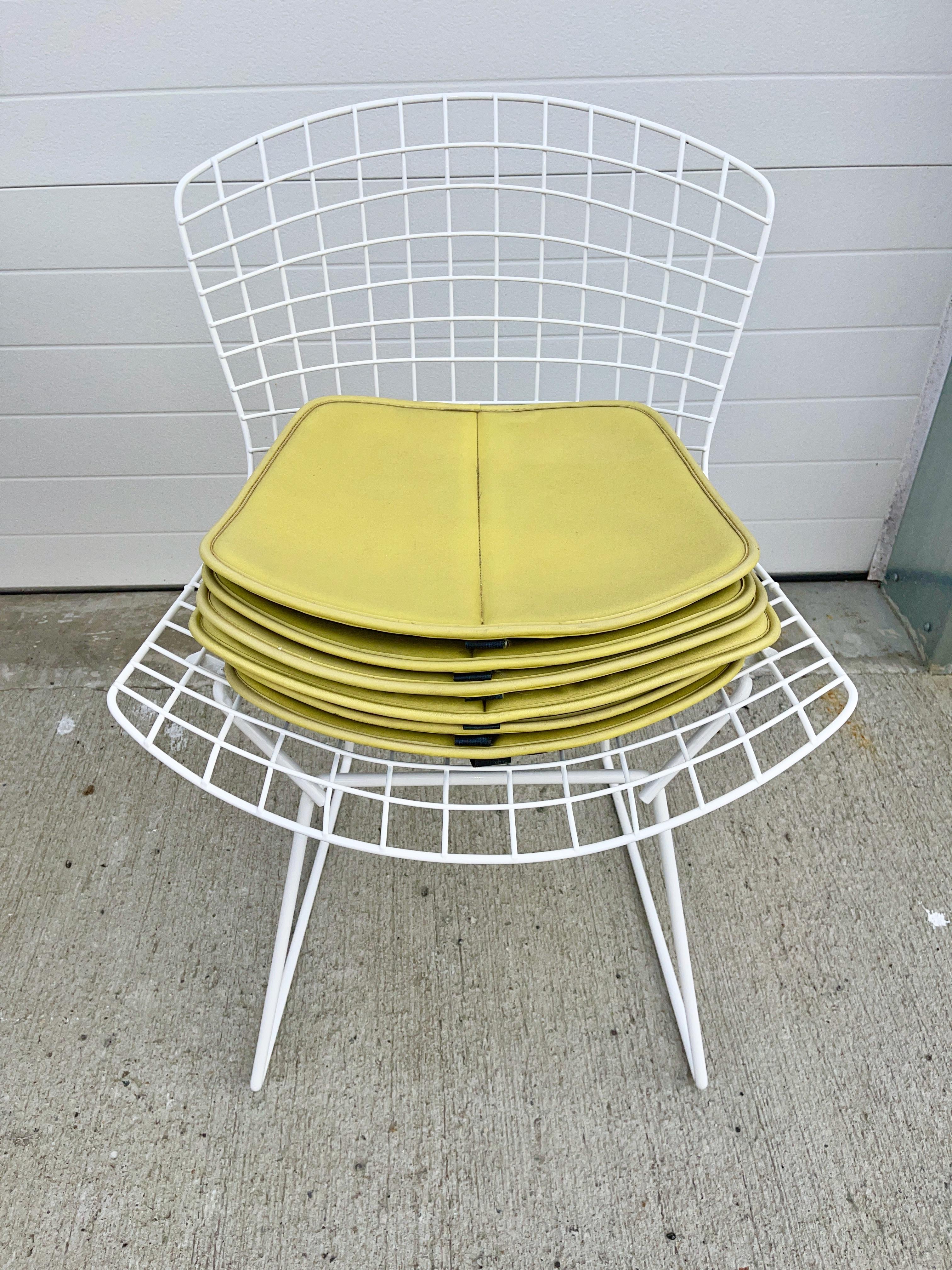 Set of 6 Bertoia Wire Chairs with Original Yellow Cushions by Knoll For Sale 3
