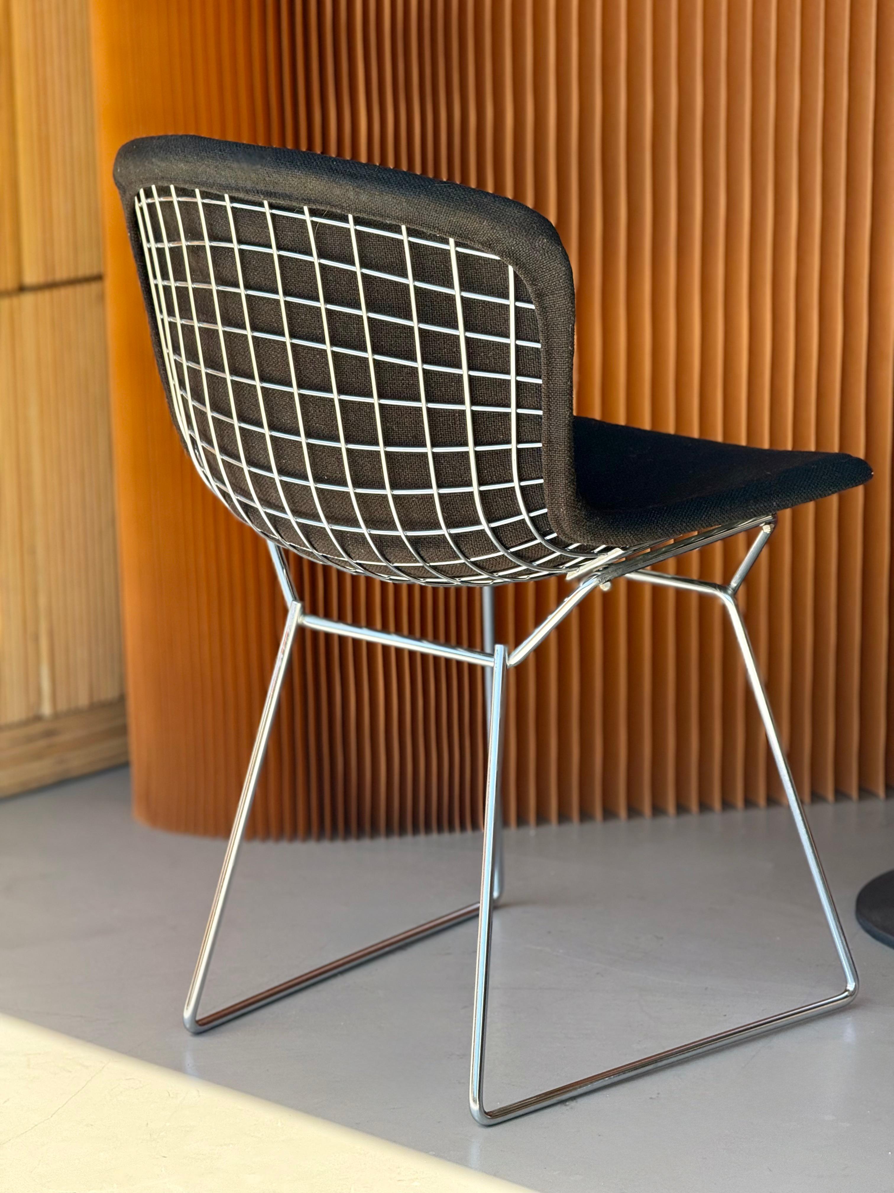 Mid-Century Modern Set of 6 Bertoia Wire Side Chair with Upholstered Shell for Knoll For Sale