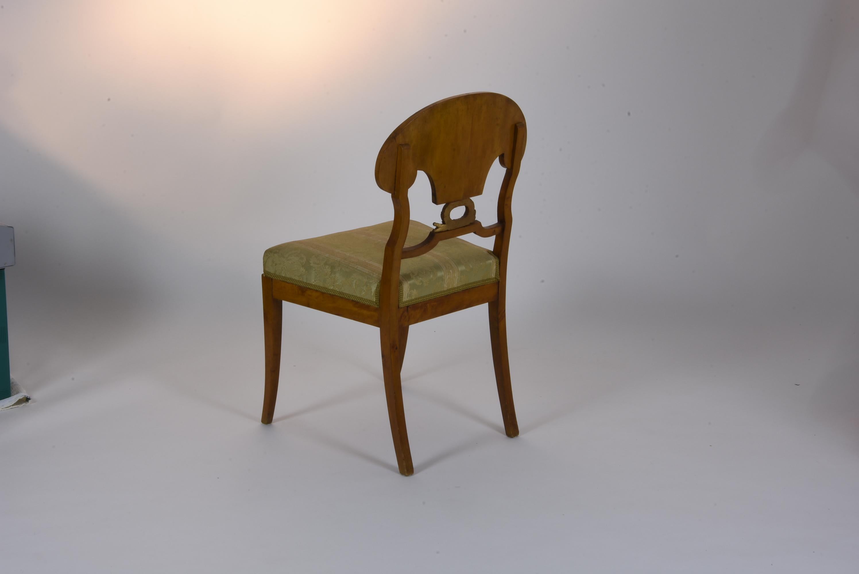 Early 19th Century Set of 6 Biedermeier “Schaufelstuhl” Shovel Chairs Birch, circa 1830 For Sale