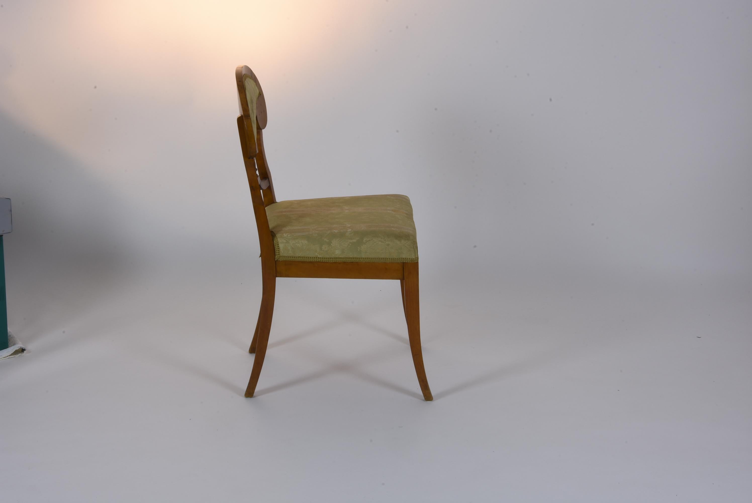 Set of 6 Biedermeier “Schaufelstuhl” Shovel Chairs Birch, circa 1830 For Sale 3