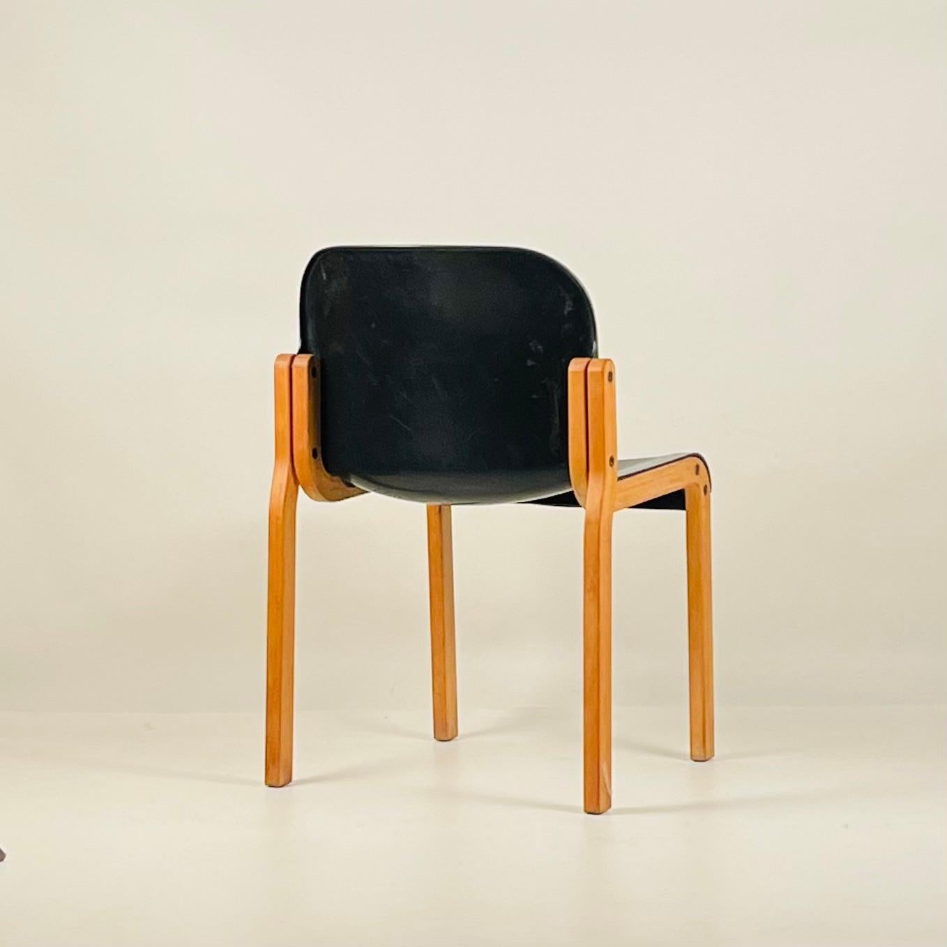 Juego de 6 sillas apilables de madera curvada de abedul de Thonet, Made in Germany finales del siglo XX en venta