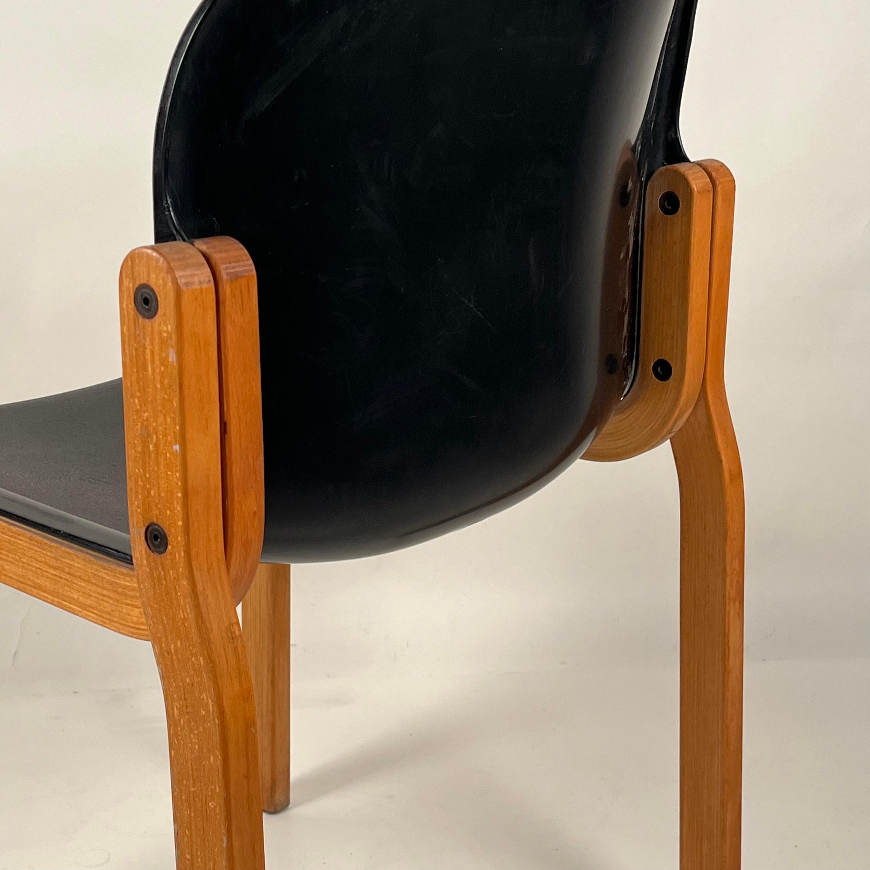 Juego de 6 sillas apilables de madera curvada de abedul de Thonet, Made in Germany en venta 1