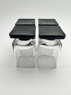 Satz von 6 Cocktailgläsern aus schwarzem Glas mit quadratischem Fuß 1970er Jahre