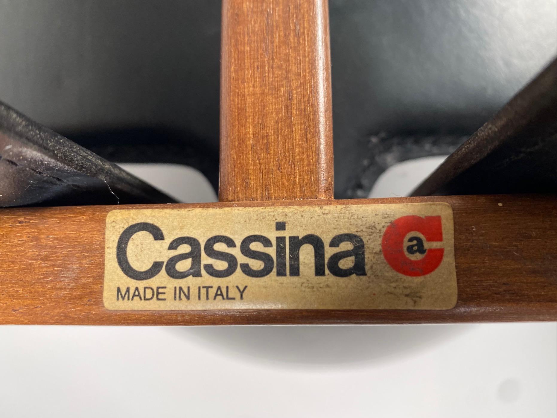 Satz von 6 Stühlen aus schwarzem Leder „121“ von Tobia Scarpa für Cassina, Italien, 1967 im Angebot 4