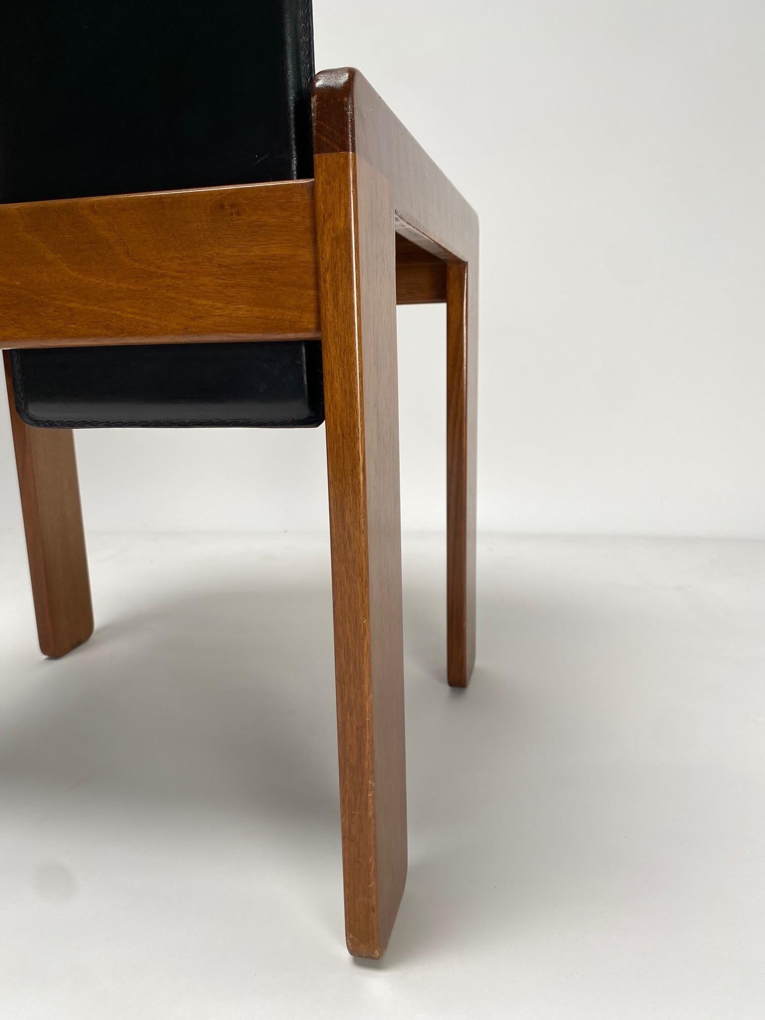 Satz von 6 Stühlen aus schwarzem Leder „121“ von Tobia Scarpa für Cassina, Italien, 1967 im Angebot 2