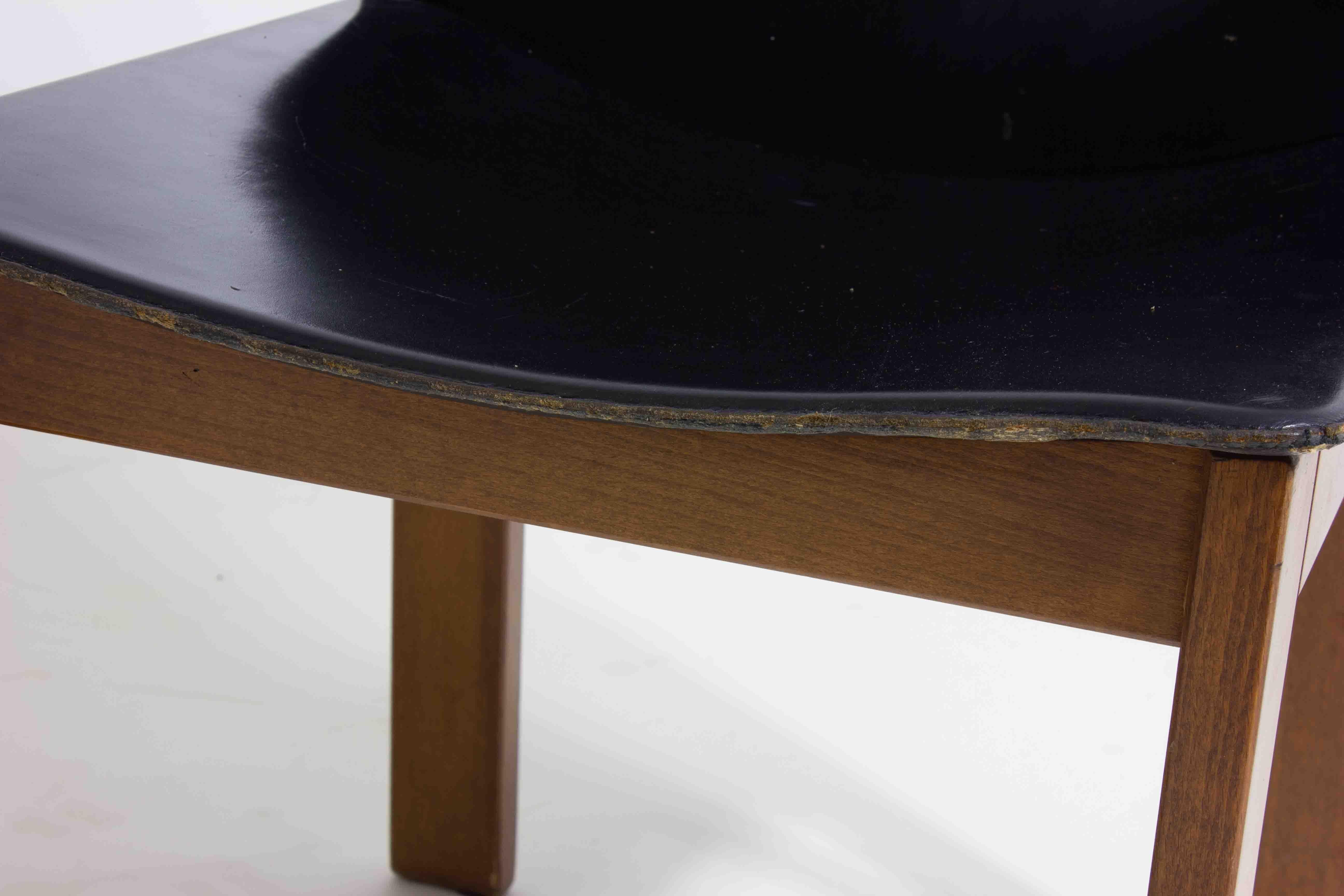 Juego de 6 sillas de comedor de cuero negro de Afra & Tobia Scarpa, años 70 en venta 5
