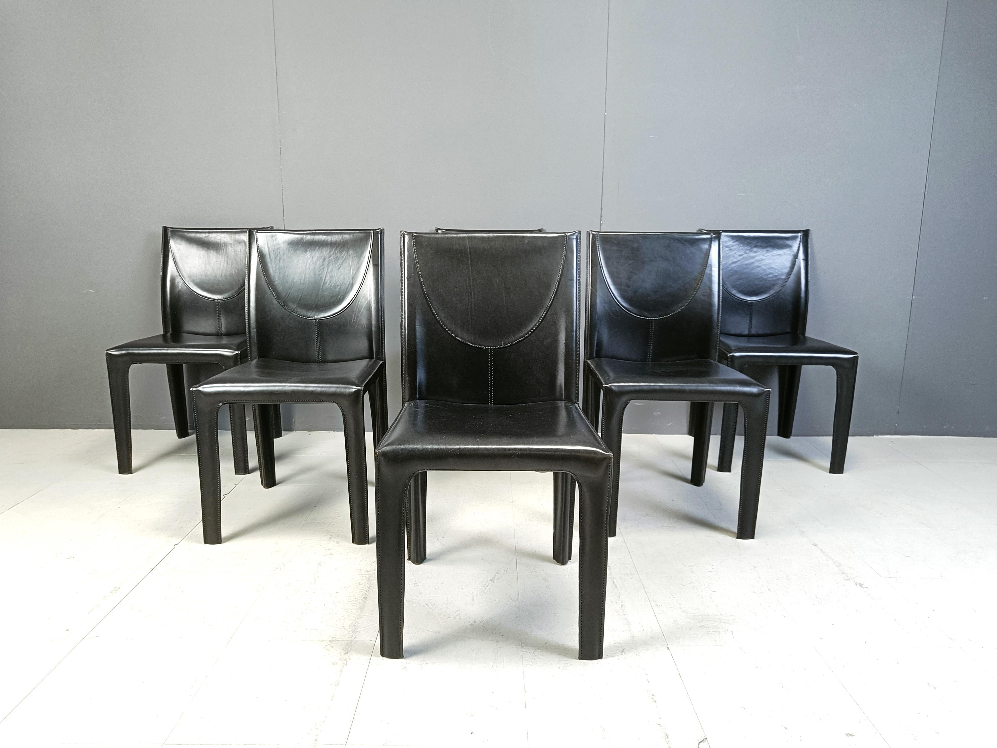 Late 20th Century Set of 6 black leather dining chairs by Arper Italy, 1980s