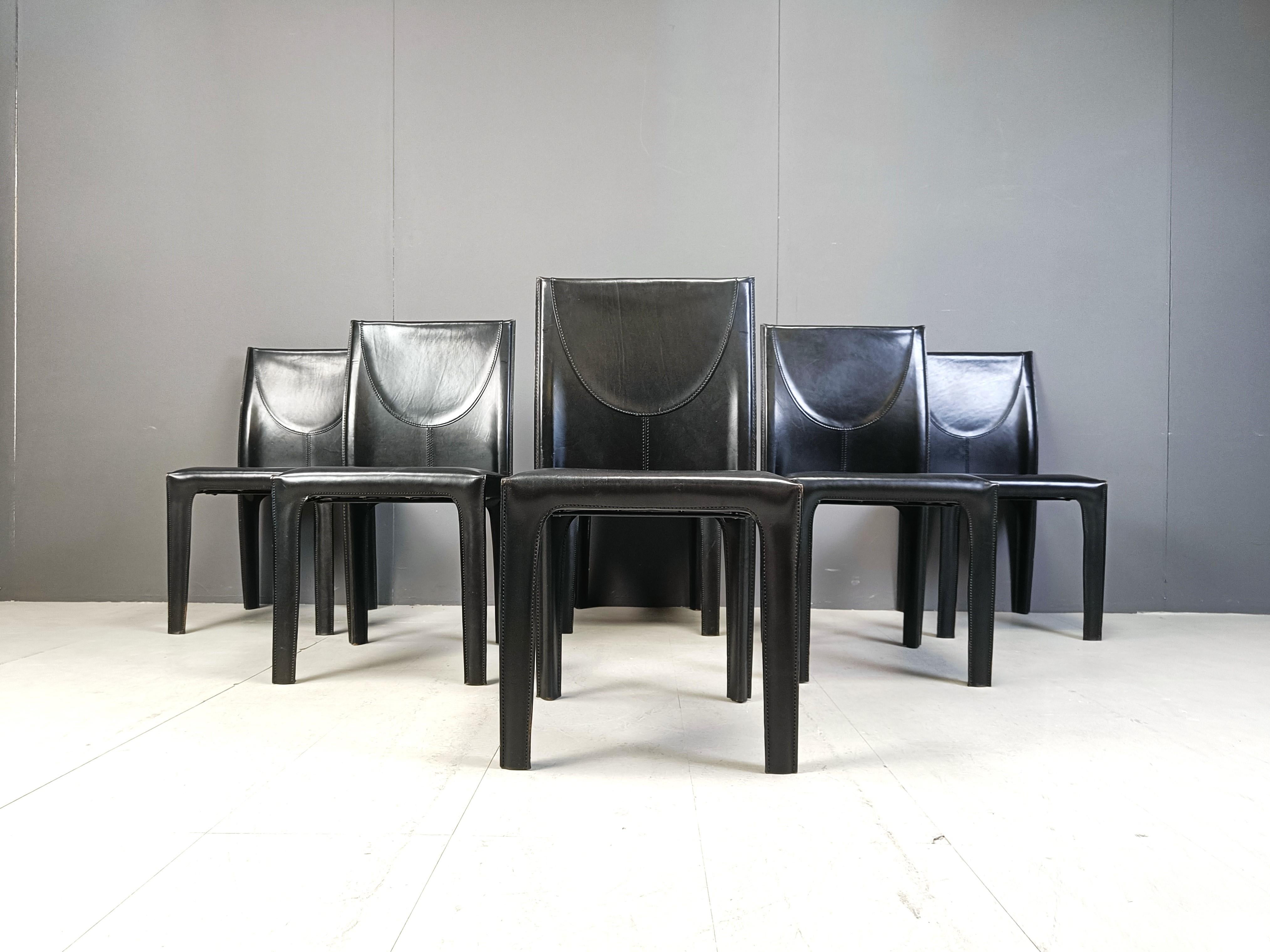 Leather Set of 6 black leather dining chairs by Arper Italy, 1980s