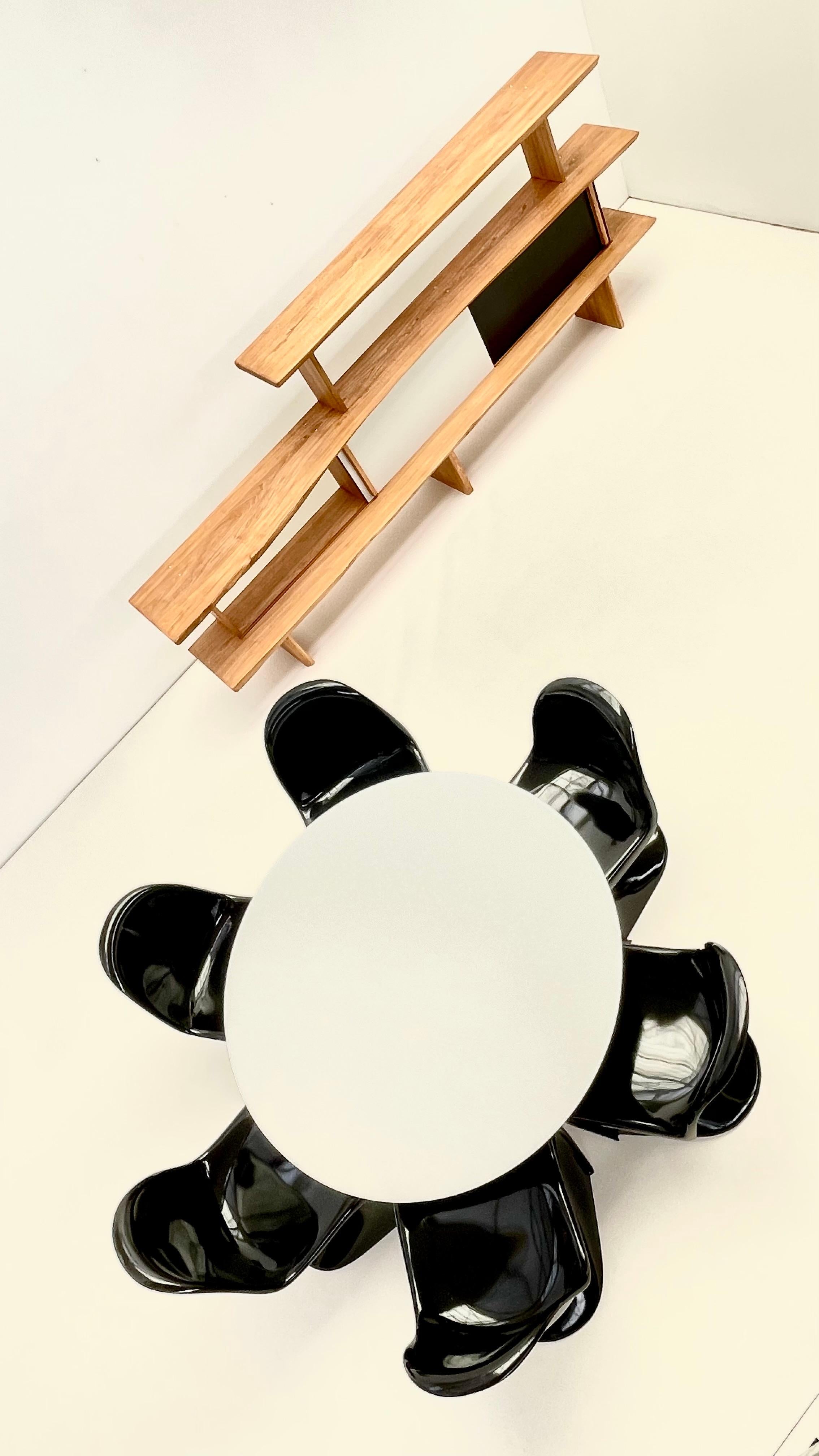 Ensemble de 6 chaises noires 'Panton' de Verner Panton (1ère et 2ème édition) en vente 2