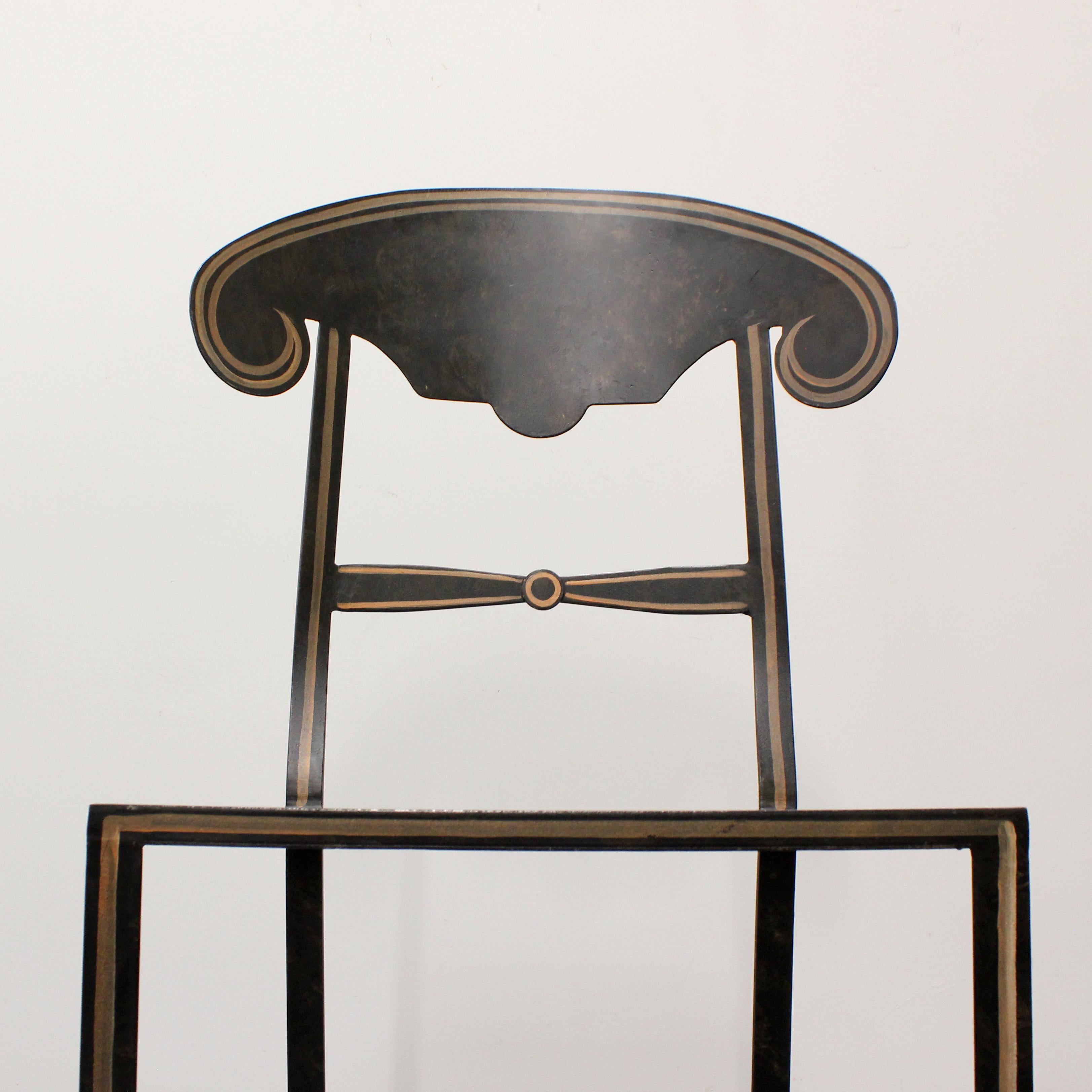 Set of 6 black wrought iron chairs with antique gold details - c. 1970 in vendita 2