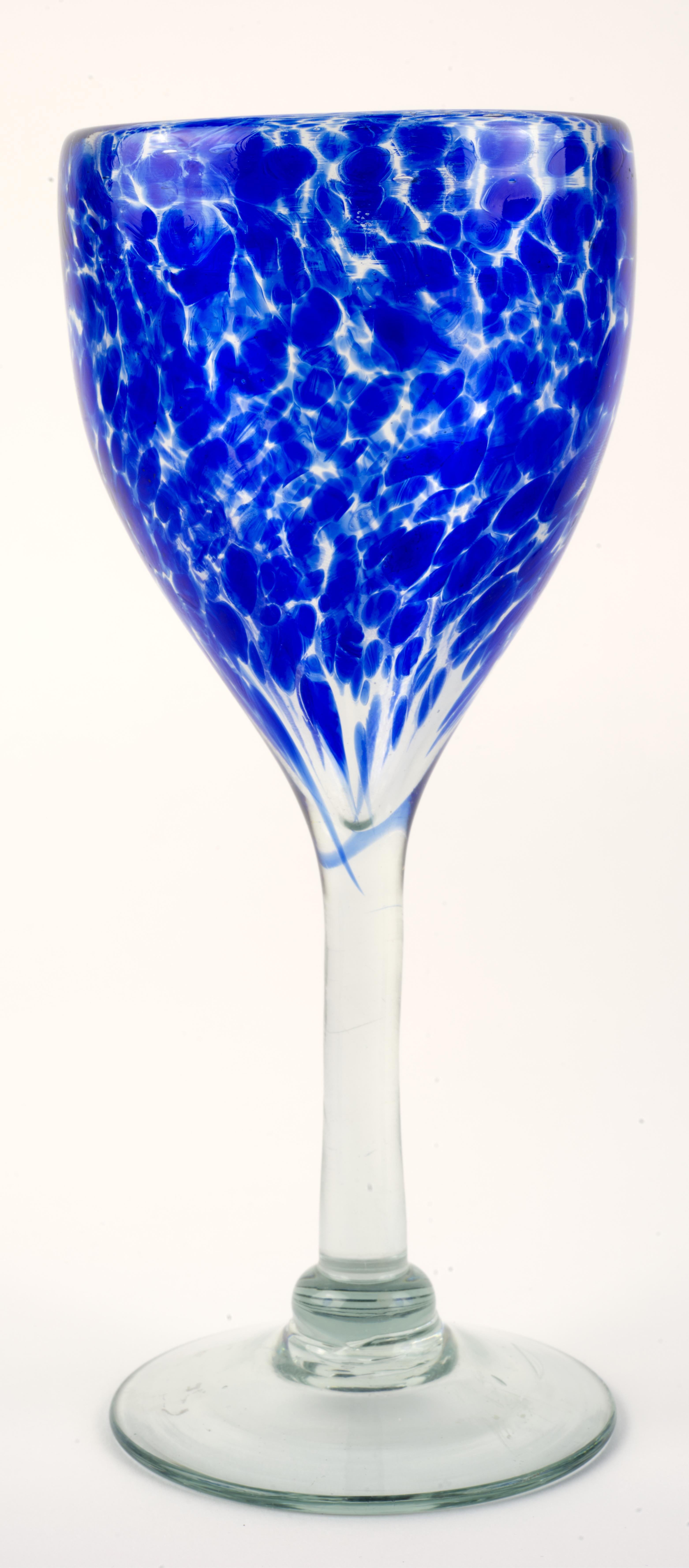 Messicano Set di 6 bicchieri da acqua o da vino soffiati blu cobalto e trasparenti Messico in vendita