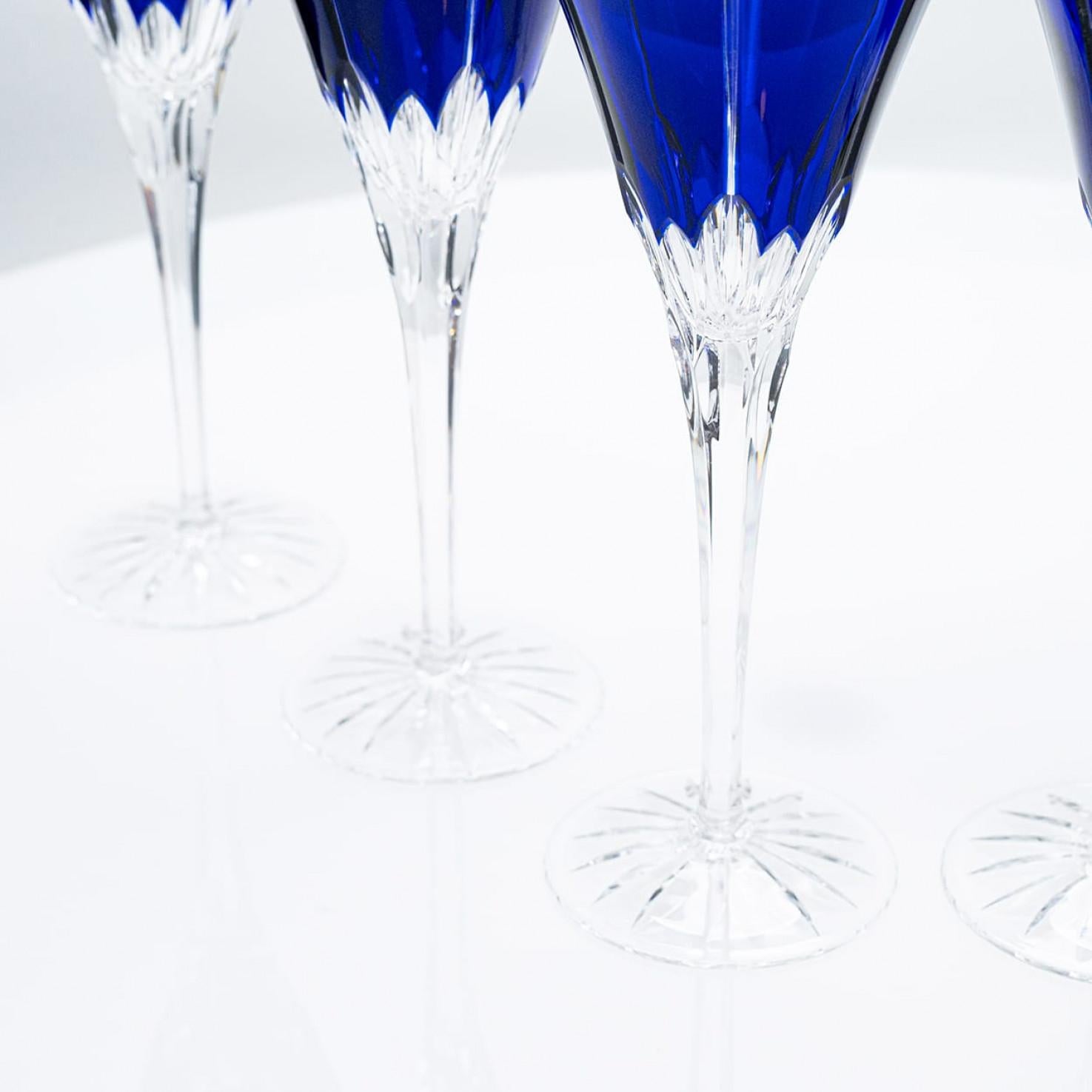 Set di 6 bicchieri di cristallo blu Ajka, Ungheria, 1960 in vendita 3