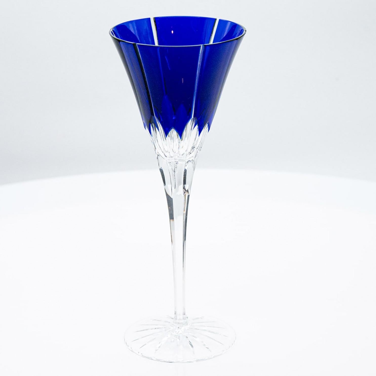 Set di 6 bicchieri di cristallo blu Ajka, Ungheria, 1960 in vendita 5