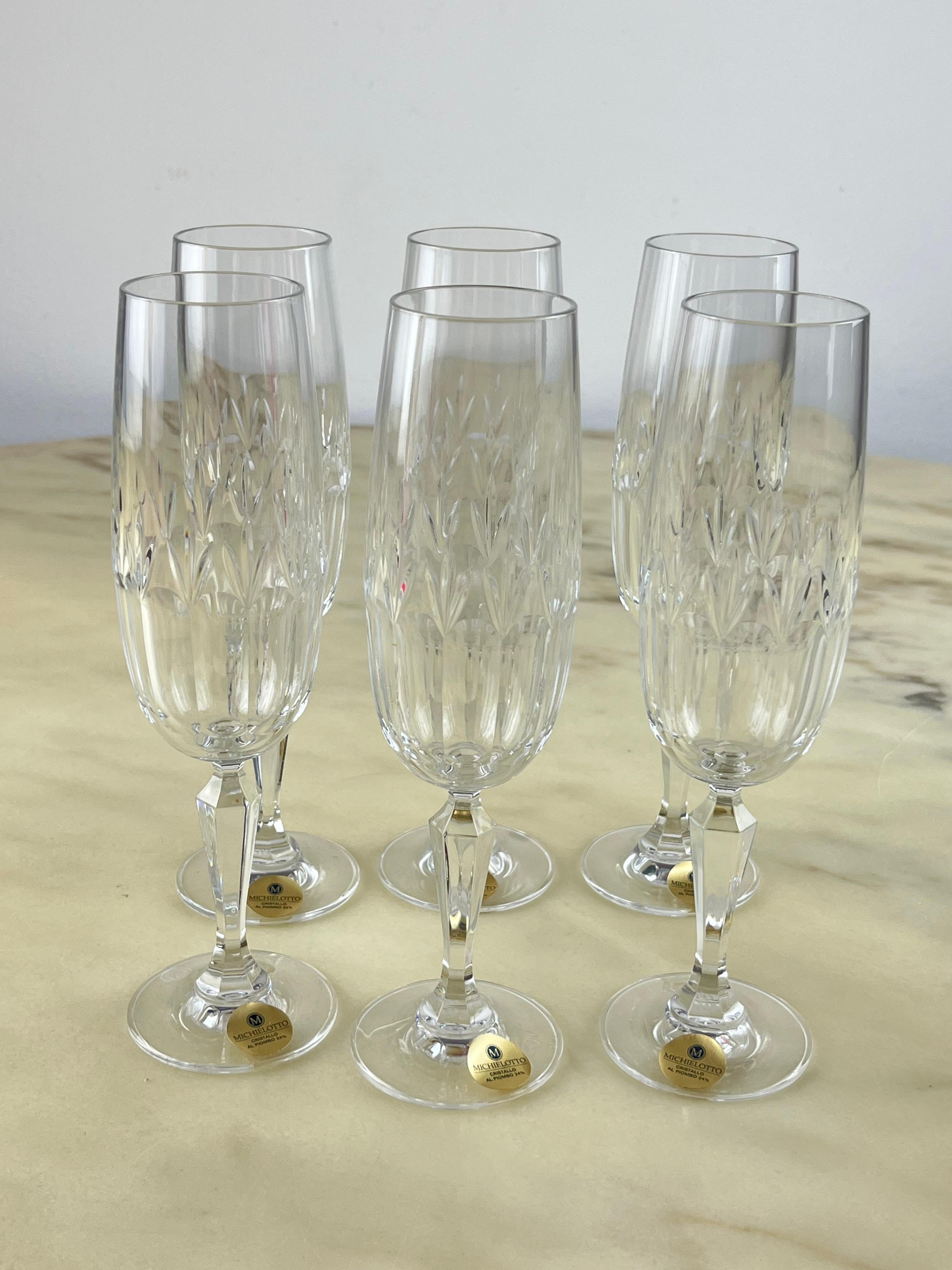 Set of 6 Bohemian crystal champagne glasses, Czech Republic, 1980s, never used.
Lead crystal 24%.
Very good condition.