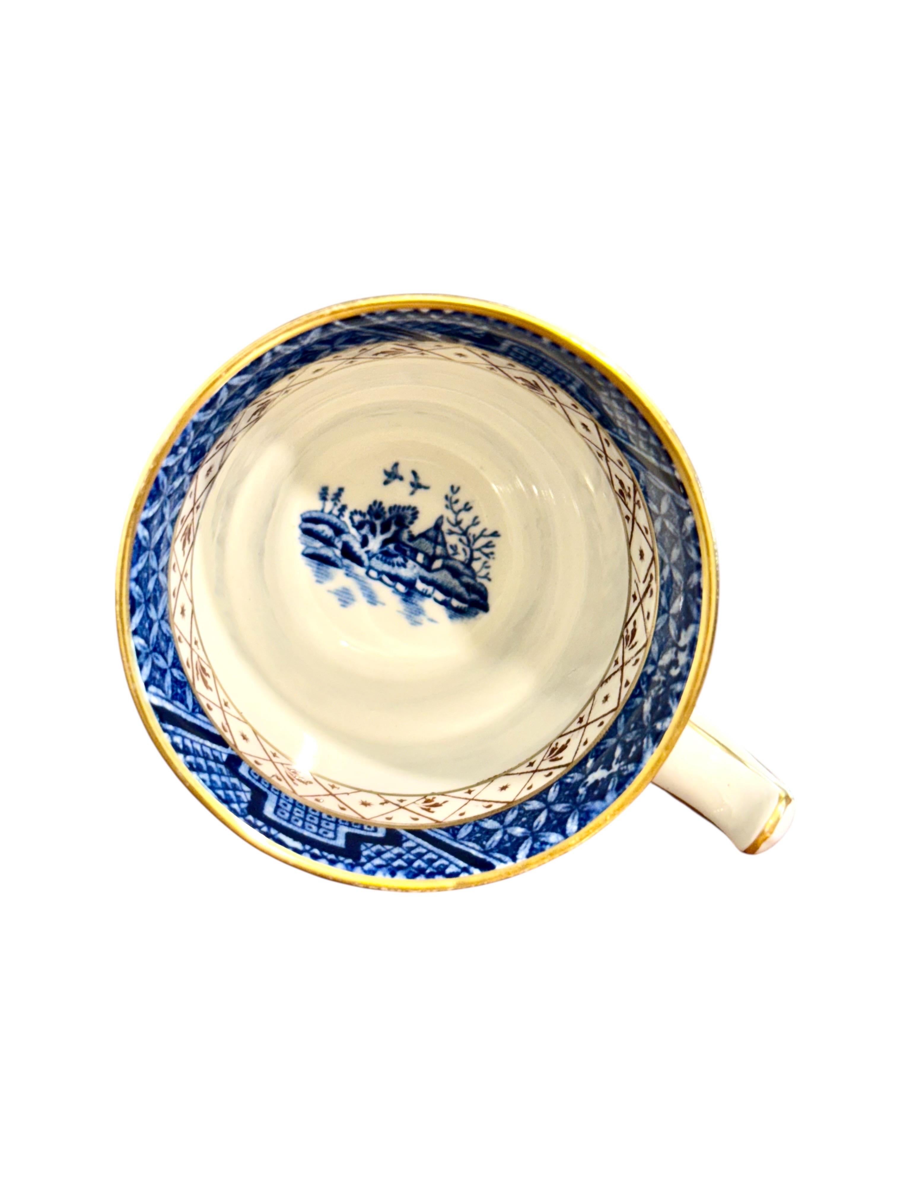 Set of 6 Booths 'Real Old Willow' Pattern Cups & Saucers with Gilt Accents For Sale 4