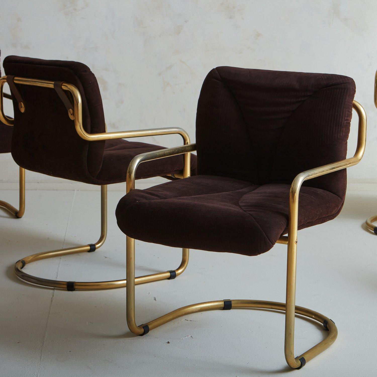 Set of 6 Brass + Brown Cantilevered Dining Chairs with Leather Straps, France In Good Condition In Chicago, IL