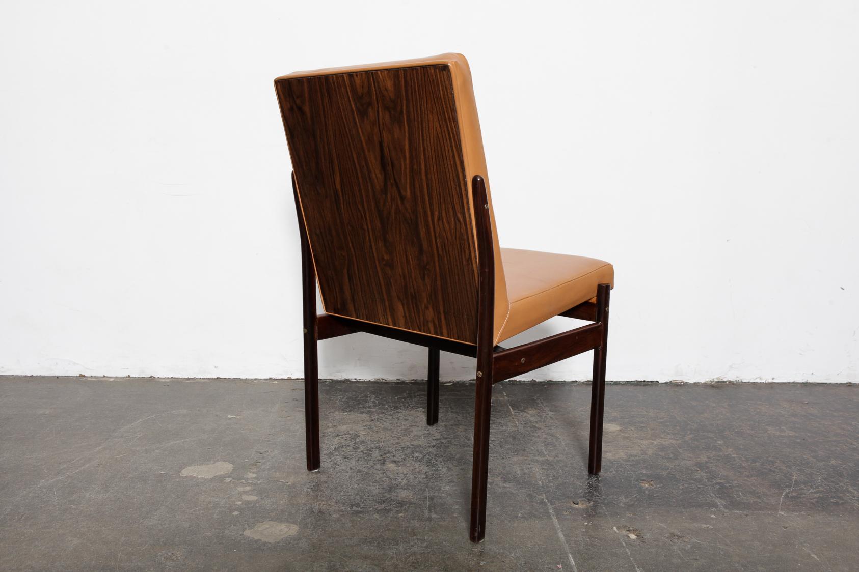 Set of 6 tall back beautiful Jorge Zalszupin vintage Brazilian rosewood dining chairs,    newly upholstered in a tan leather and refinished in lacquer, Brazil, 1960s. Rare chairs.