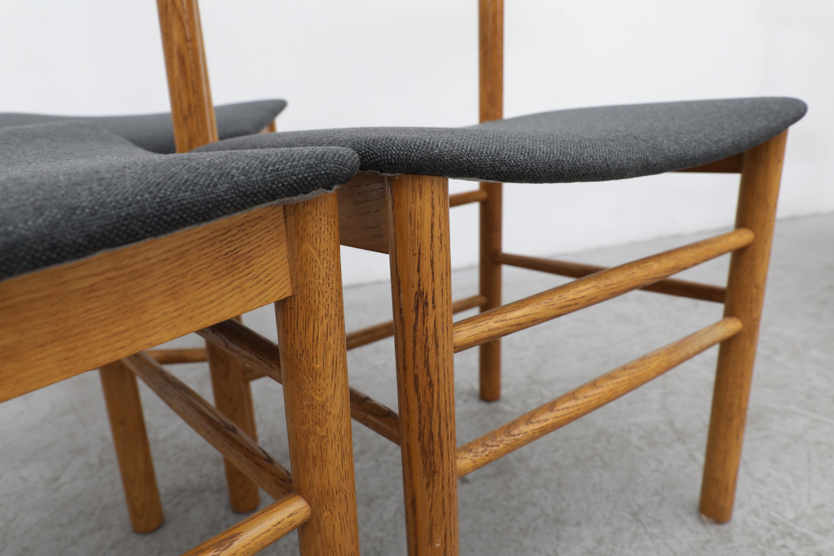 6 Stühle Børge Mogensen Oak Modell 3236 mit grauen gepolsterten Sitzen im Angebot 2