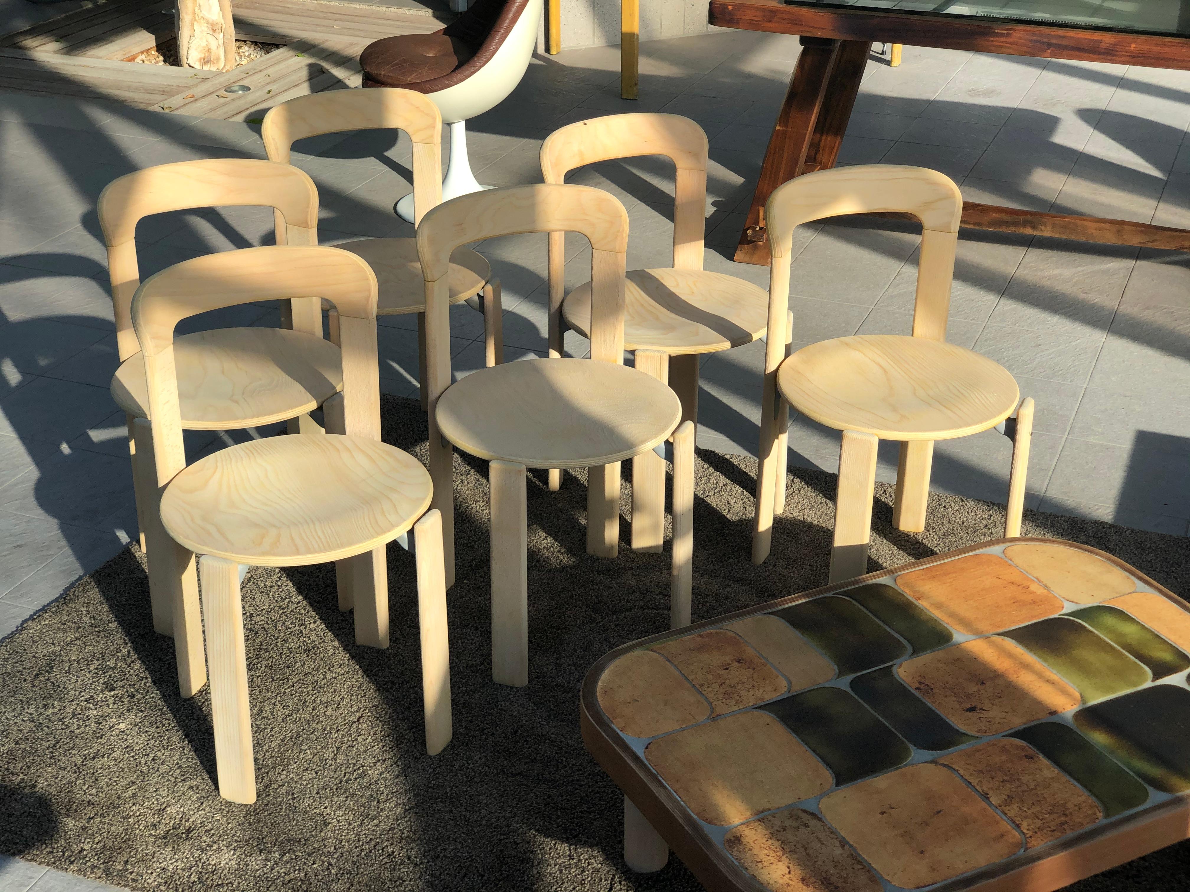 Mid-Century Modern Set of 6 Bruno Rey Dietiker Mobilier International Natural Chairs, 1970 For Sale