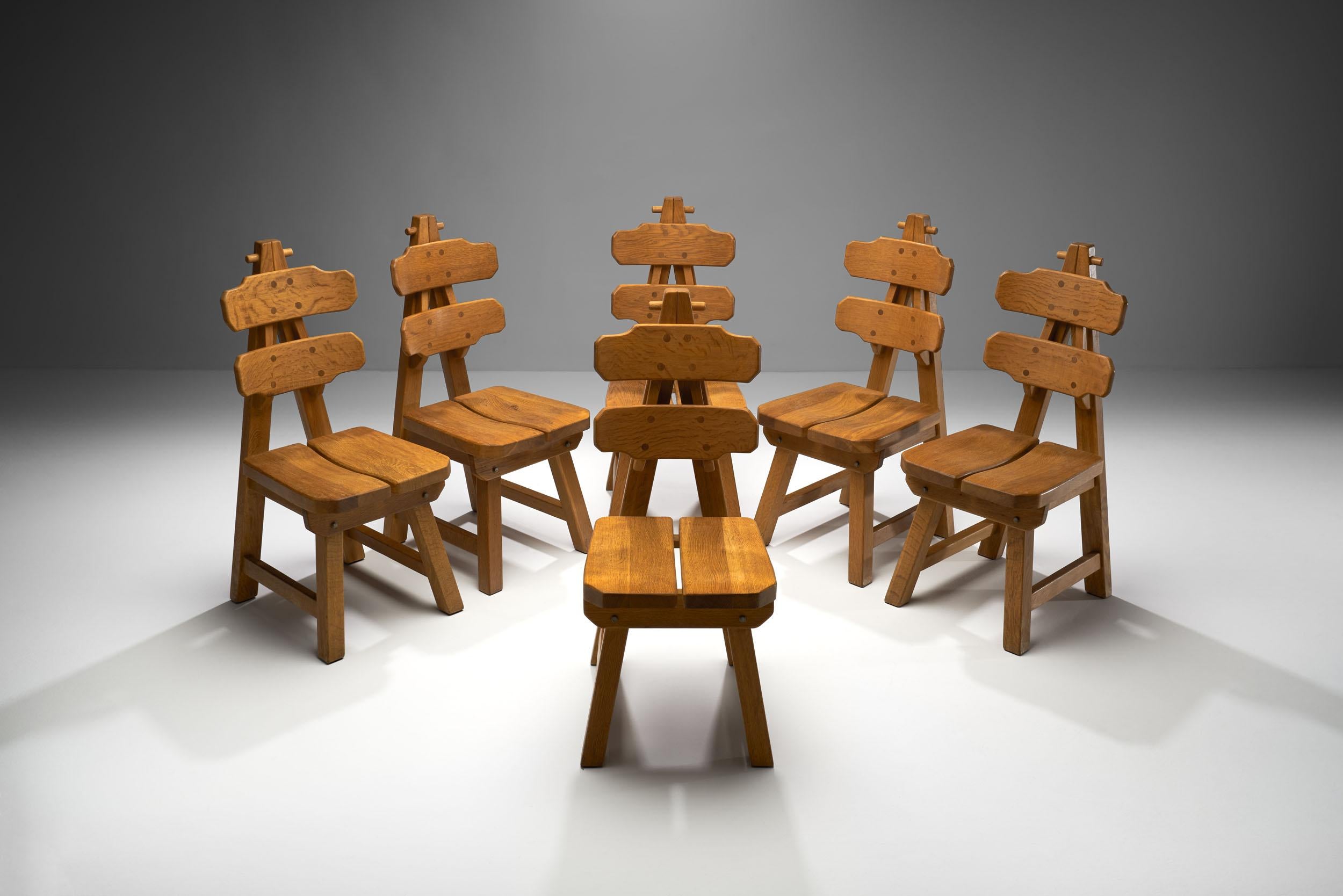 Mid-Century Modern Set of 6 Brutalist Chairs in Solid Oak, Spain 1970s For Sale