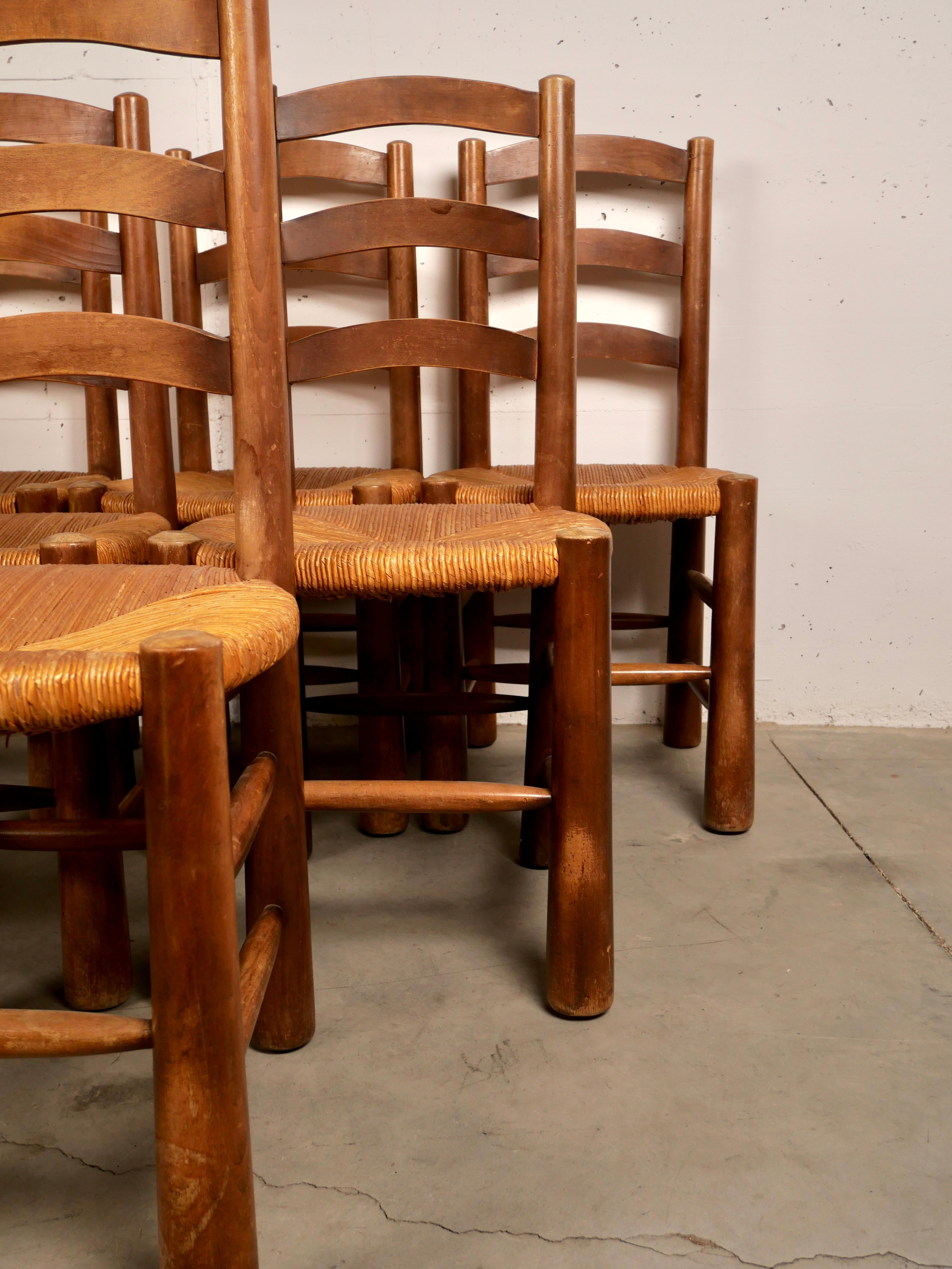 Set of 6 Brutalist Chalet Chairs, Solid Wood and Straw Georges Robert, 1950 In Good Condition In Santa Gertrudis, Baleares