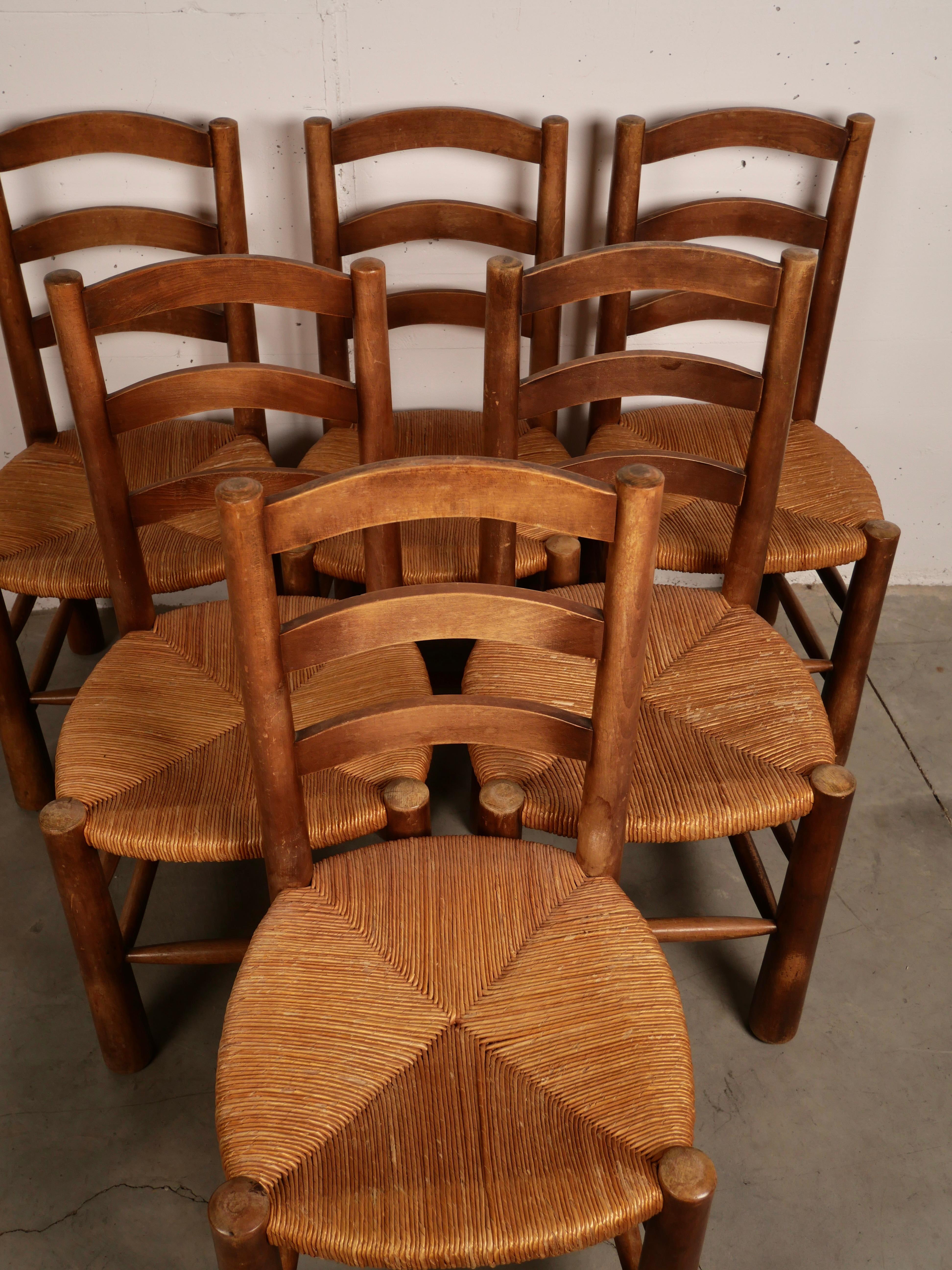 Mid-20th Century Set of 6 Brutalist Chalet Chairs, Solid Wood and Straw Georges Robert, 1950