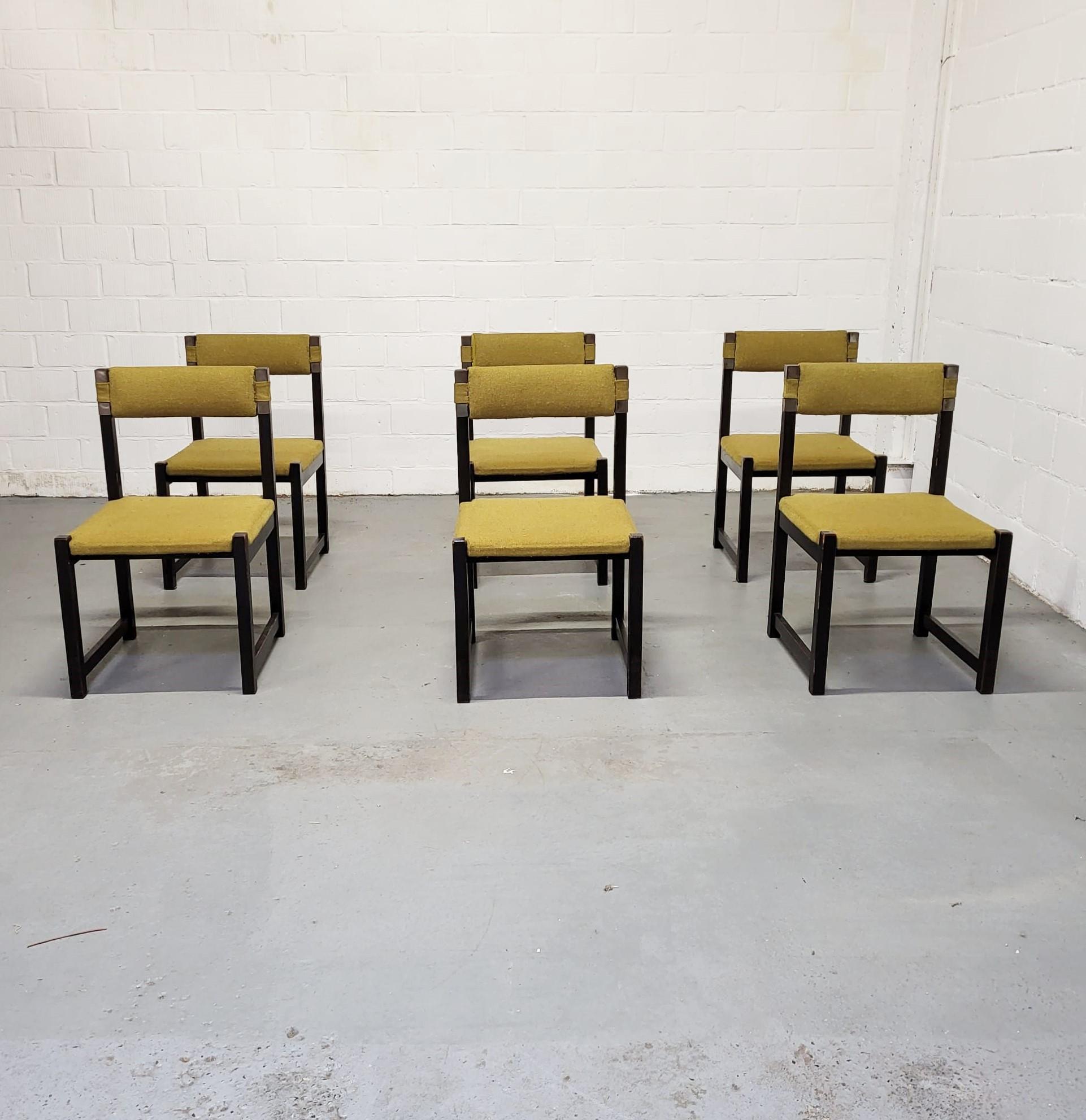 Mid-Century Modern Set of 6 brutalist dining chairs by Emiel Veranneman for Decoene, 1970s