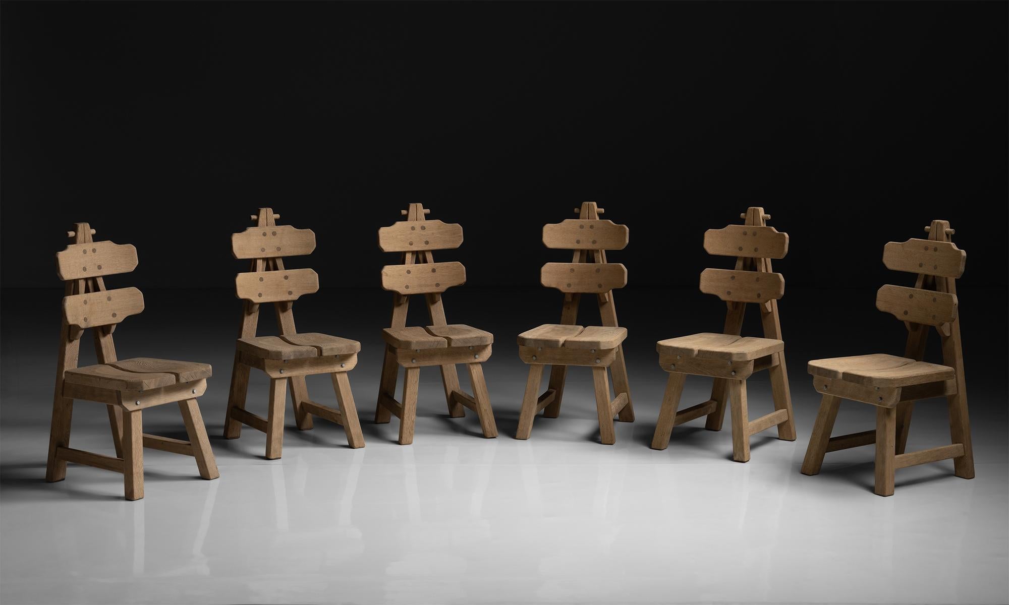 Set of '6' Brutalist Oak Chairs, France, circa 1970 In Good Condition In Culver City, CA