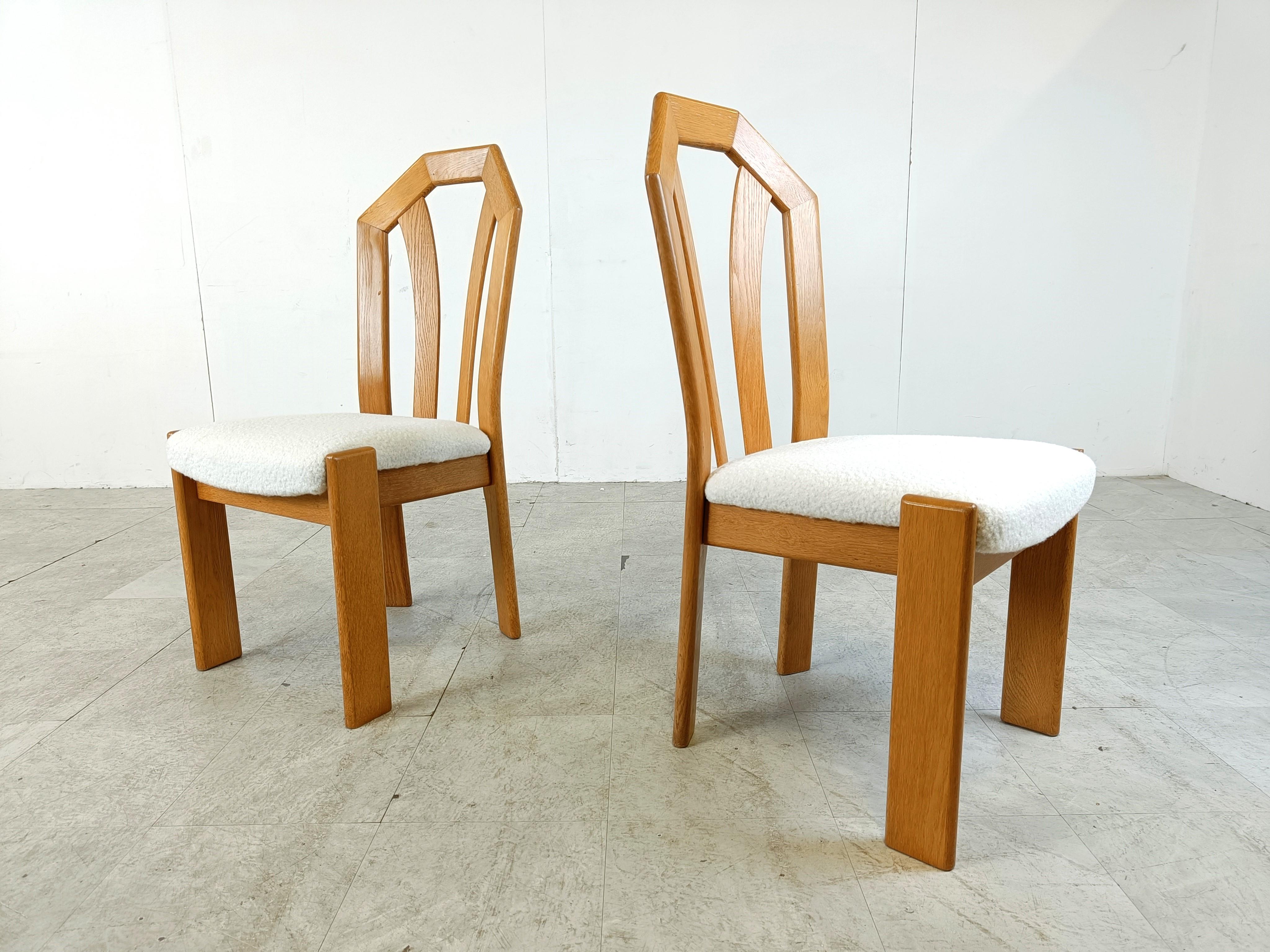 Set of 6 brutalist oak dining chairs, 1970s For Sale 1