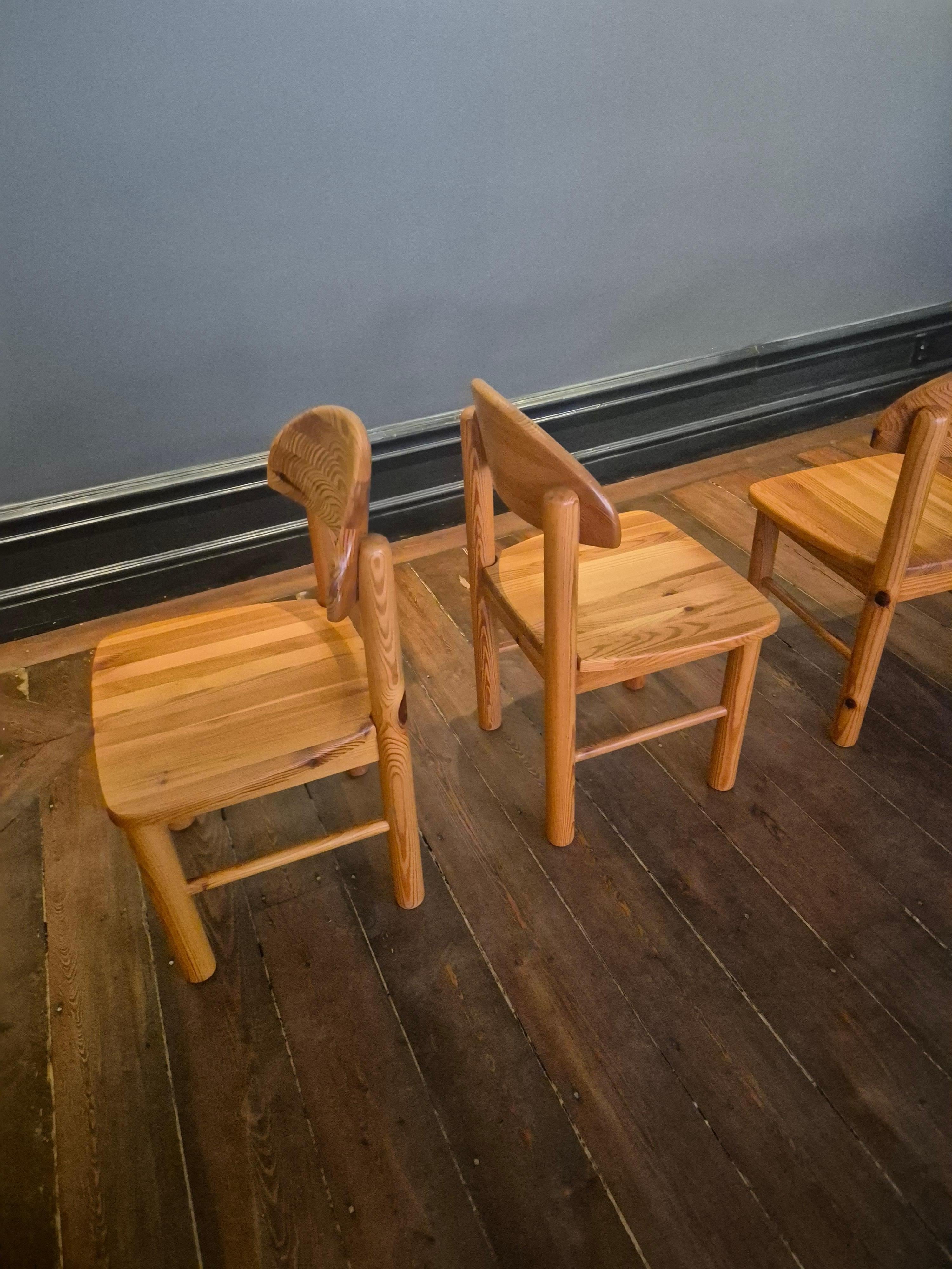 Late 20th Century Set of 6 brutalist pine chairs by Rainer Daumiller, Denmark 1970s.