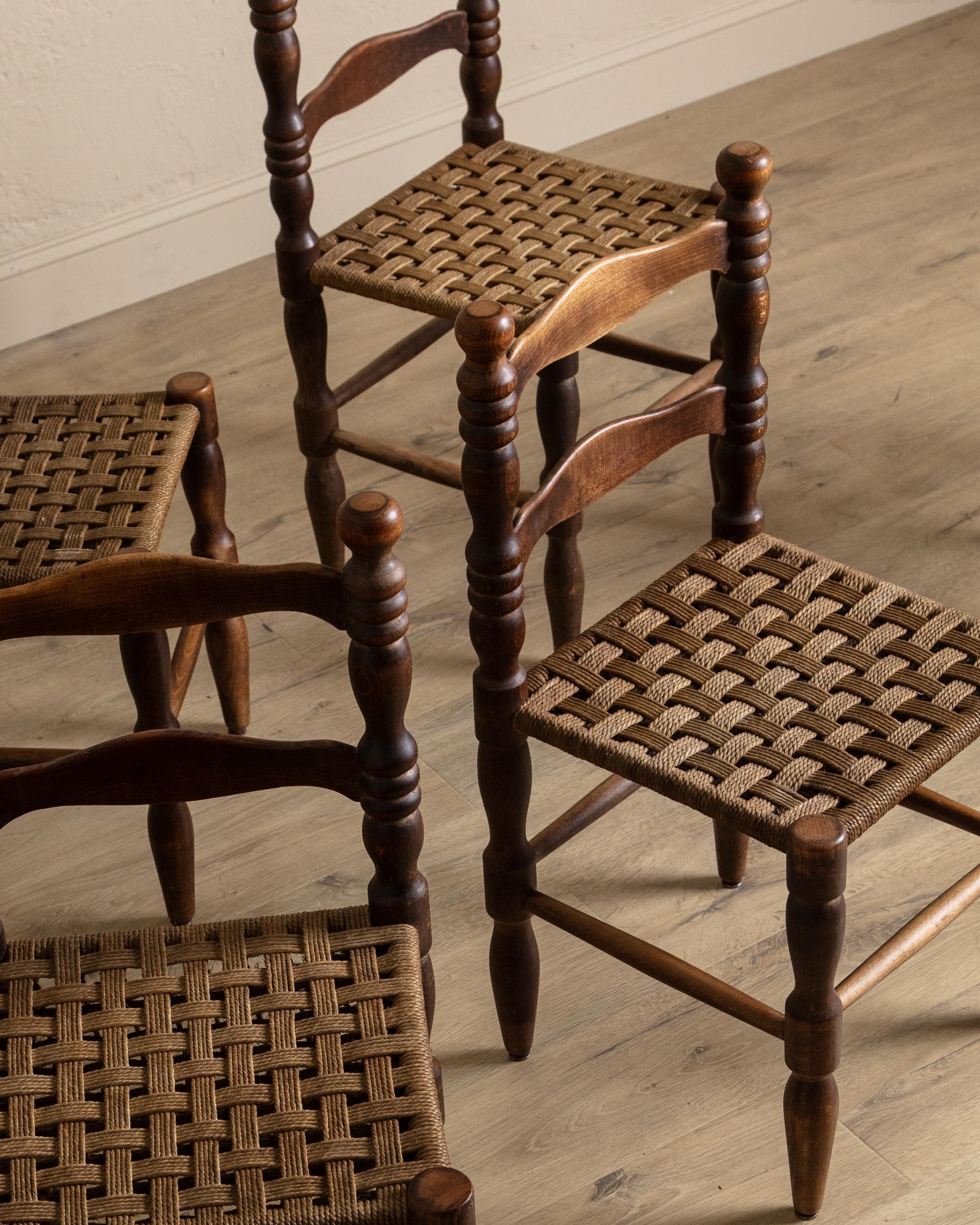 Satz von 6 Brutalist Wood Dining Chairs Manner of Charles Dudouyt, Frankreich, 1940er Jahre (Französisch) im Angebot